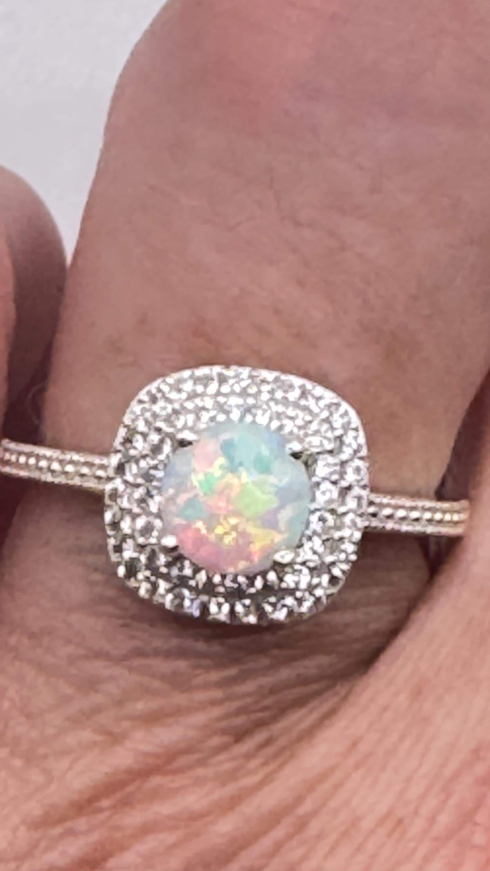 Vintage White Fire Opal Ring 925 Sterling Silver Rhodium