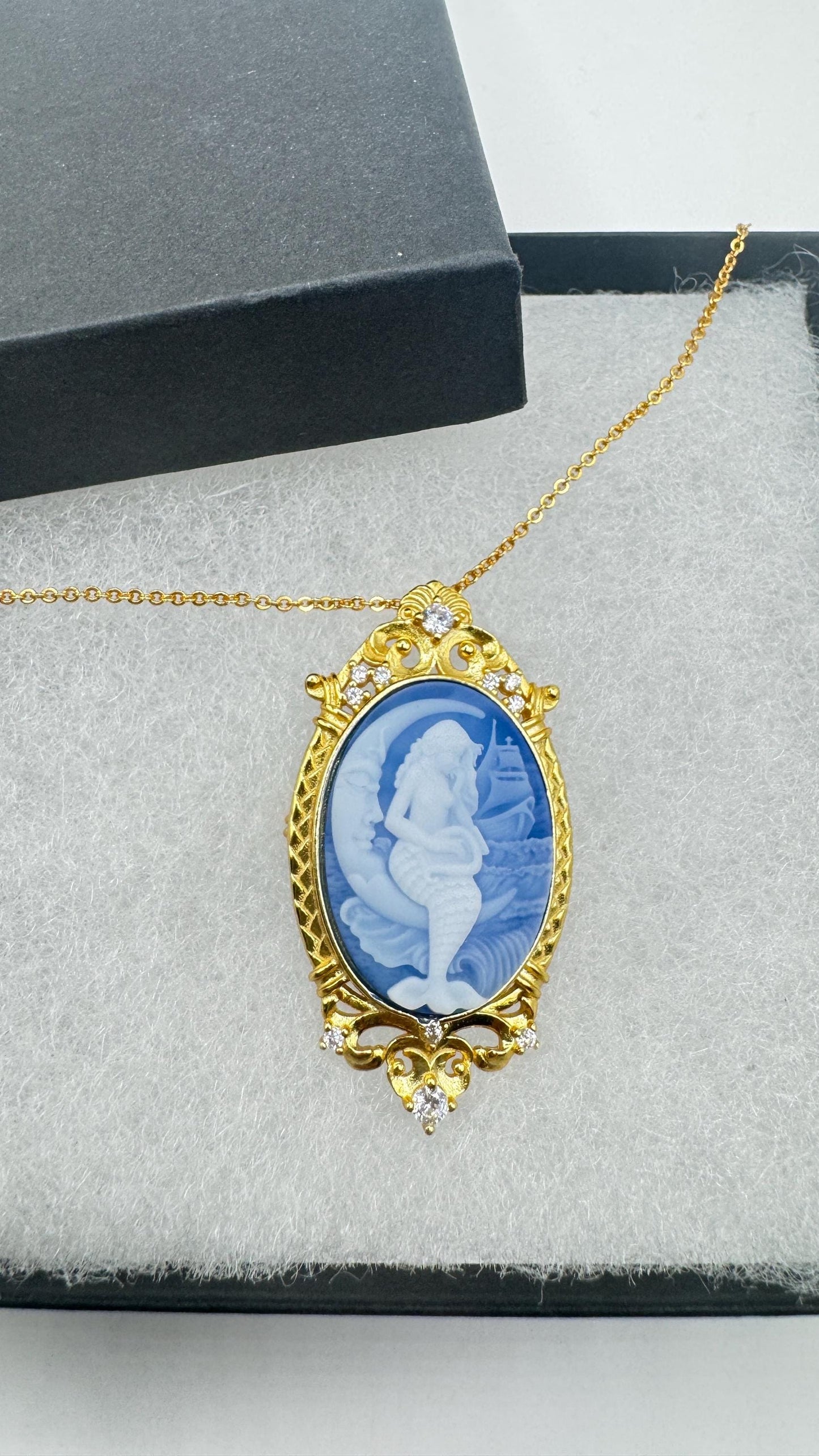 Vintage Blue Onyx Mermaid Cameo Golden Sterling Silver Necklace Choker Pin