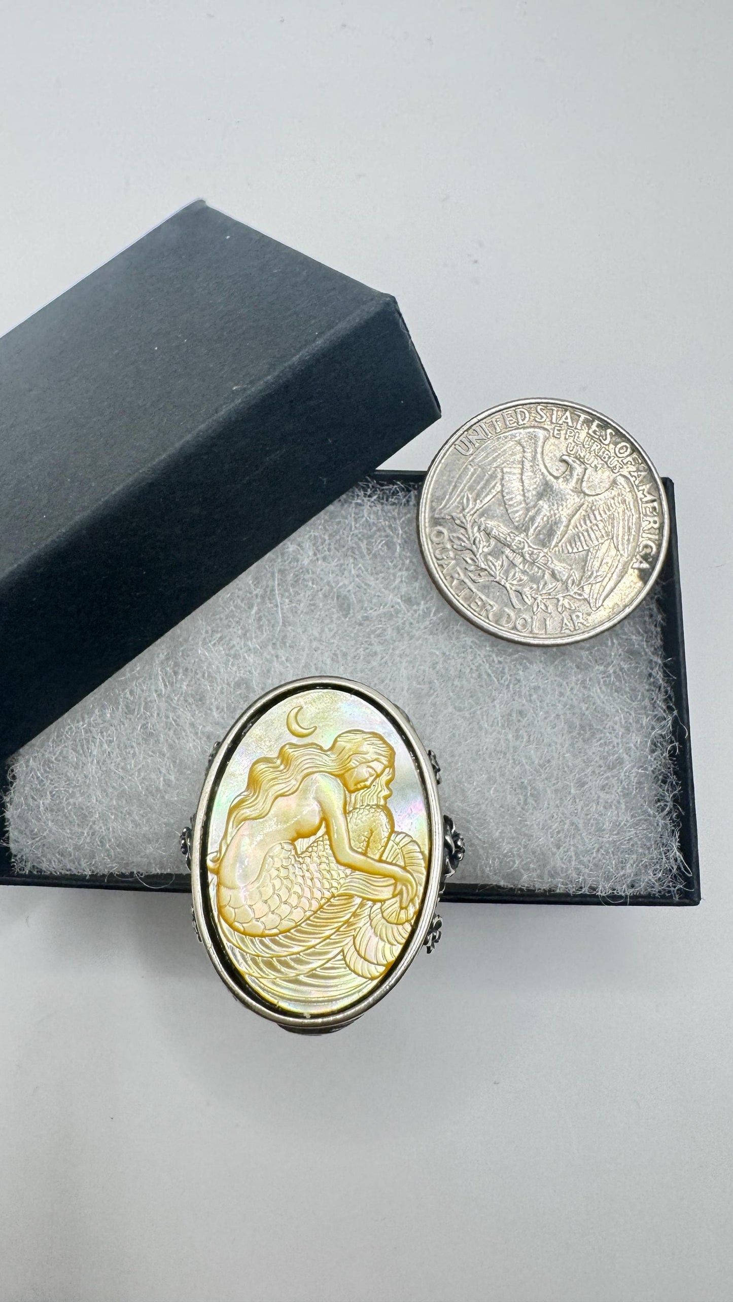 Vintage Mermaid Abalone Cameo 925 Sterling Silver Ring