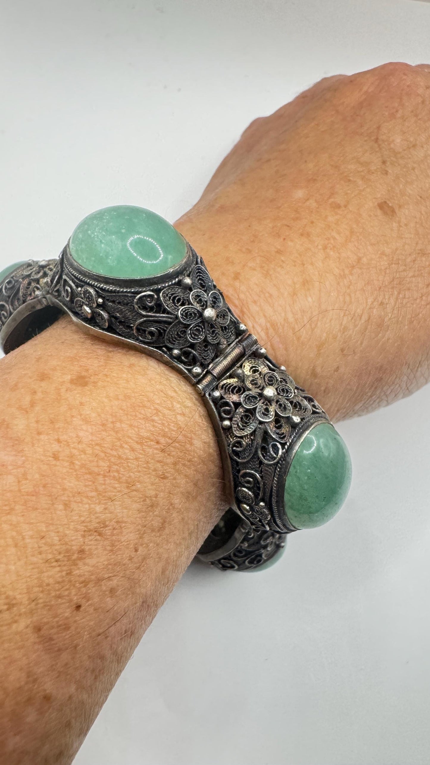 Vintage Green Nephite Jade Bracelet 925 Sterling Silver Filigree