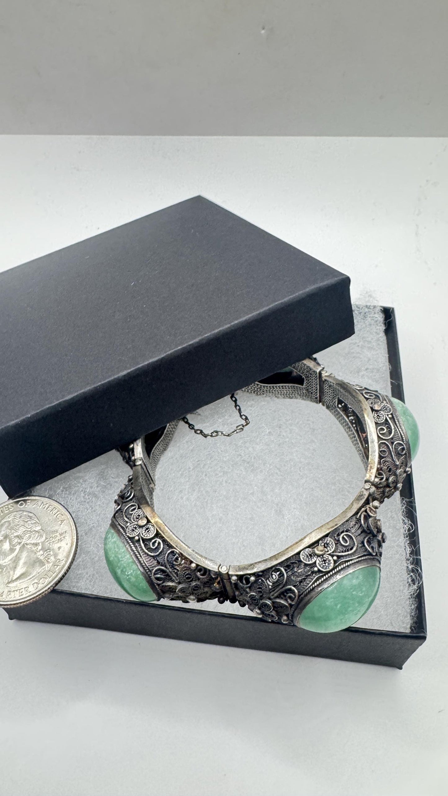 Vintage Green Nephite Jade Bracelet 925 Sterling Silver Filigree