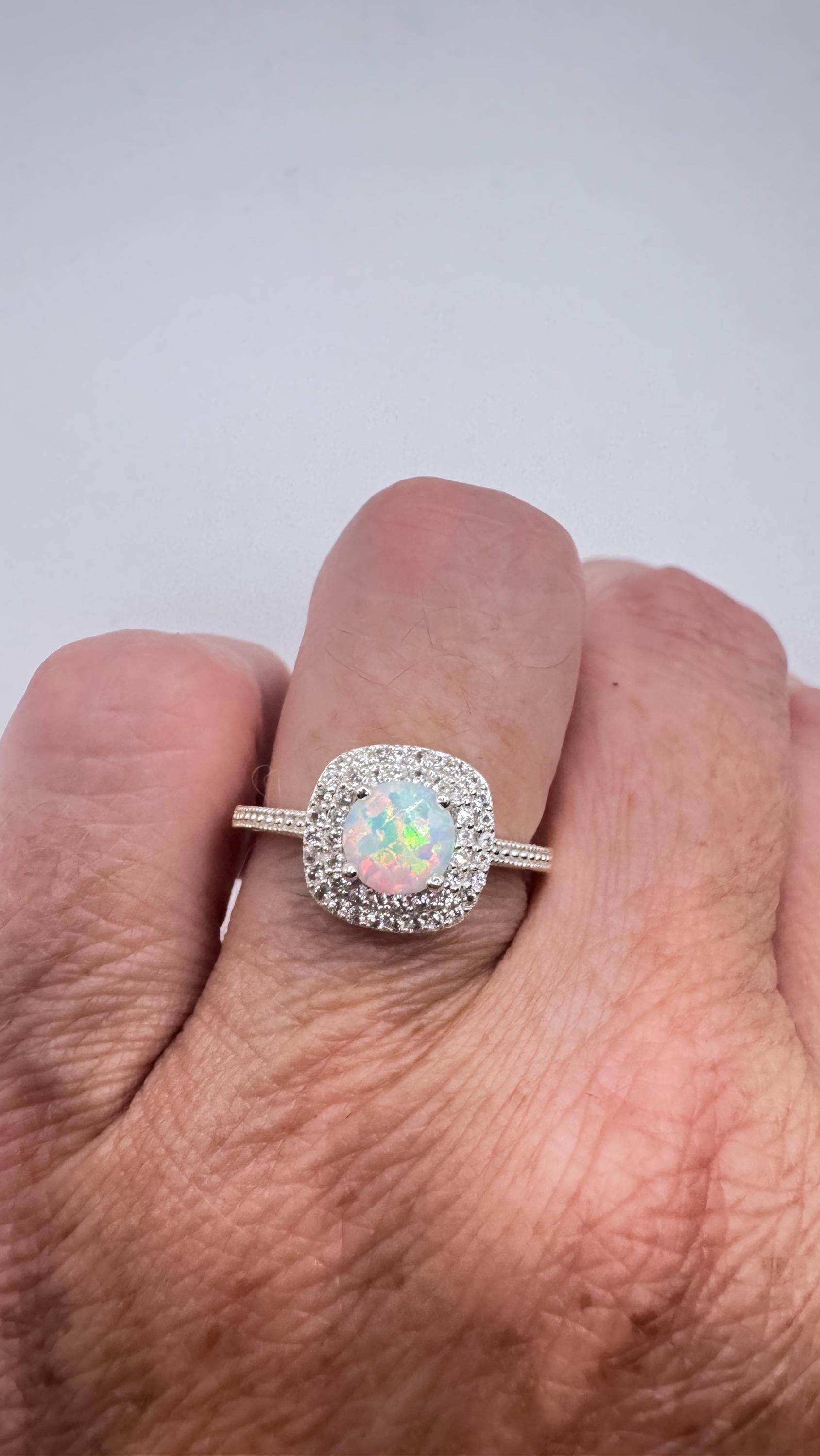 Vintage White Fire Opal Ring 925 Sterling Silver Rhodium