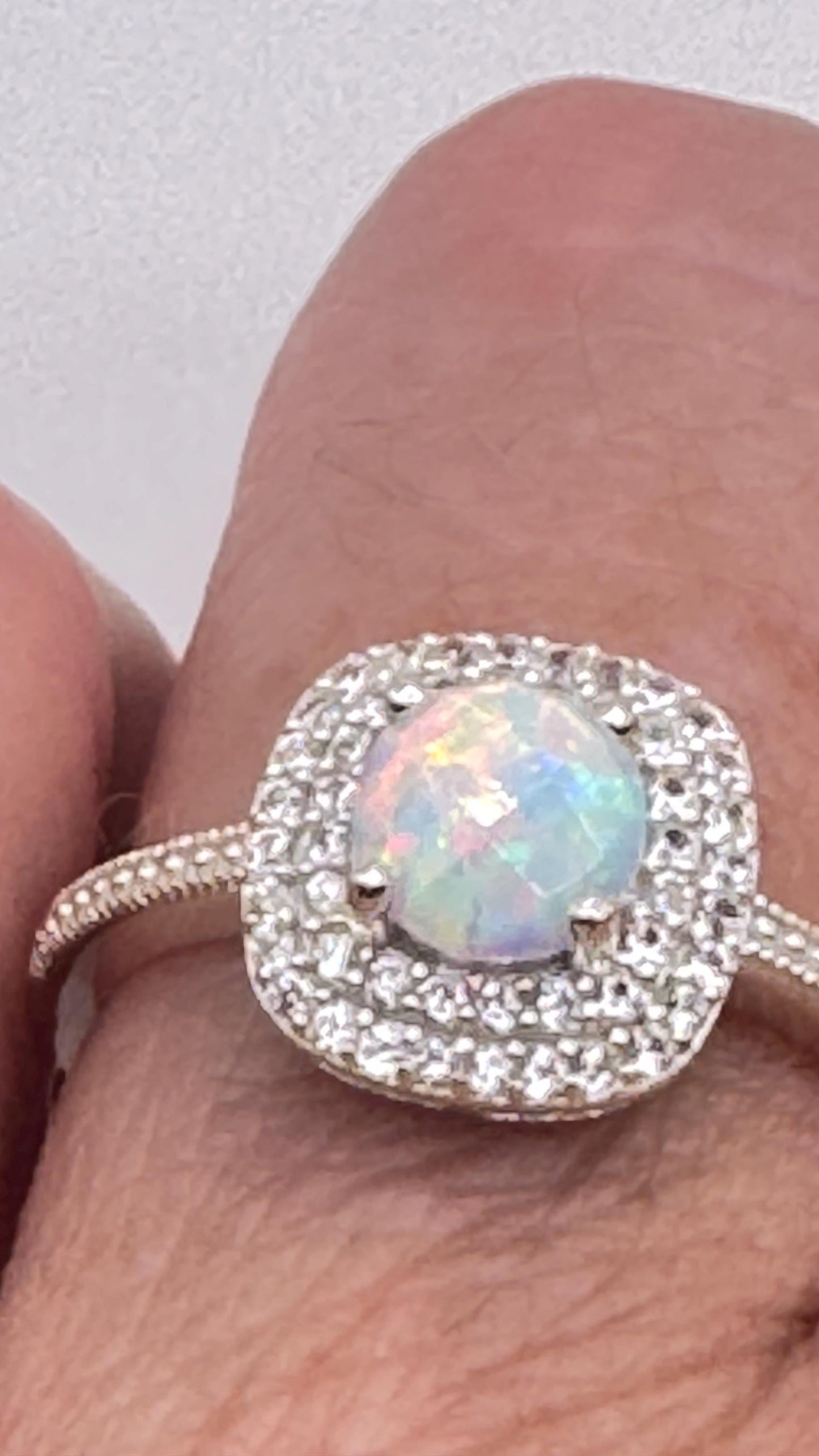 Vintage White Fire Opal Ring 925 Sterling Silver Rhodium