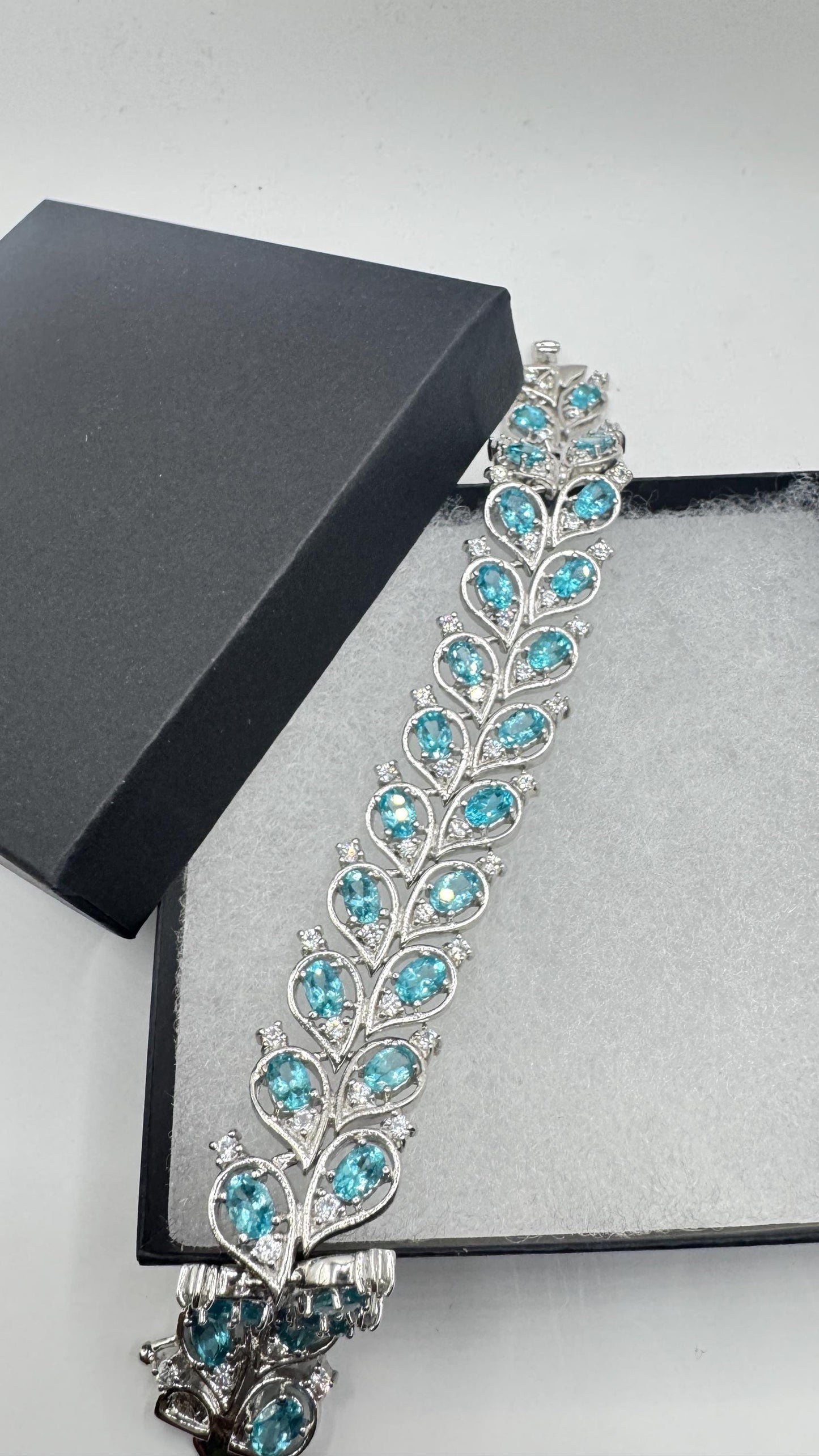 Vintage Genuine Blue Flourite 925 Sterling Silver Chunky Statement Bracelet