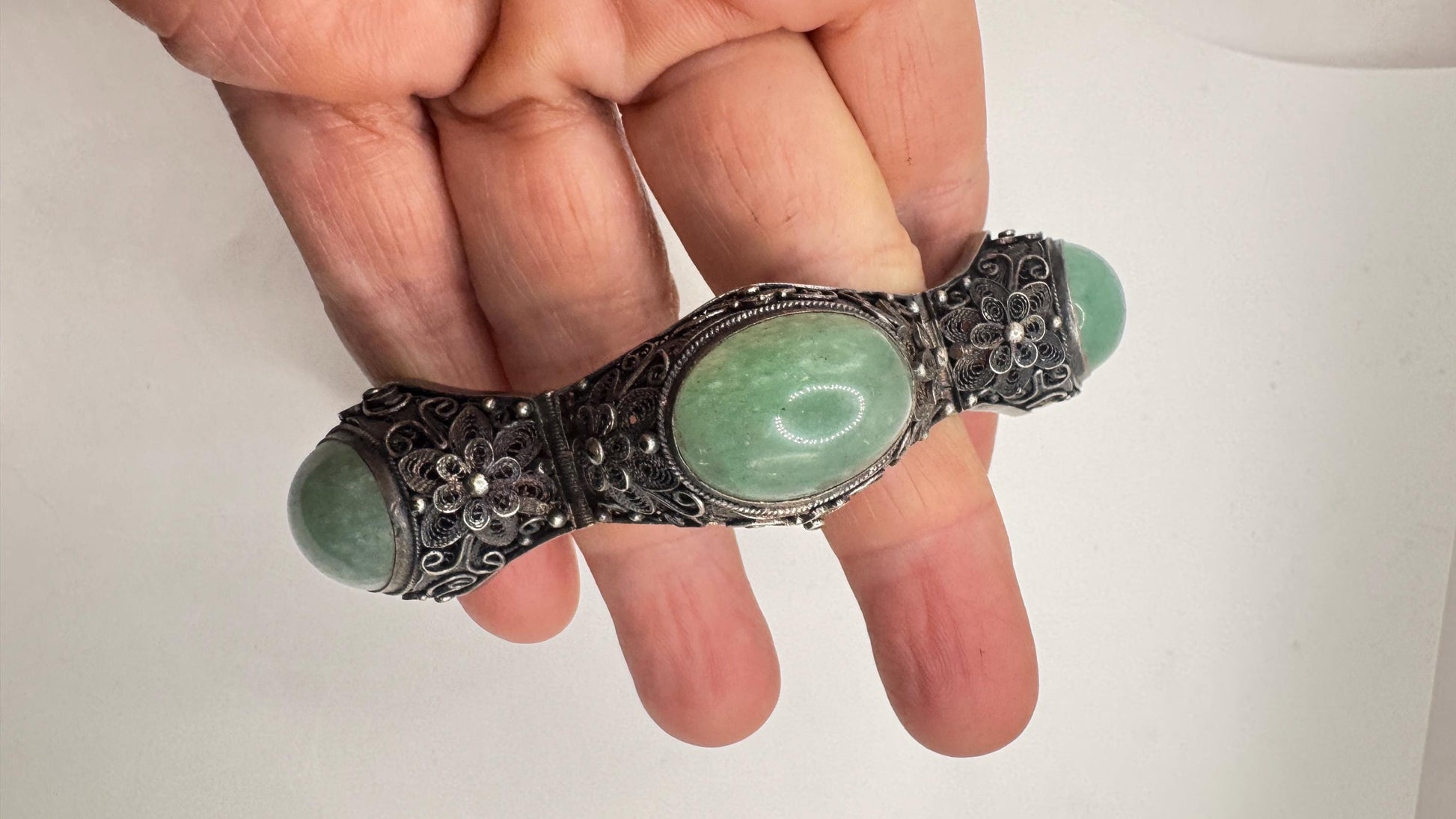 Vintage Green Nephite Jade Bracelet 925 Sterling Silver Filigree