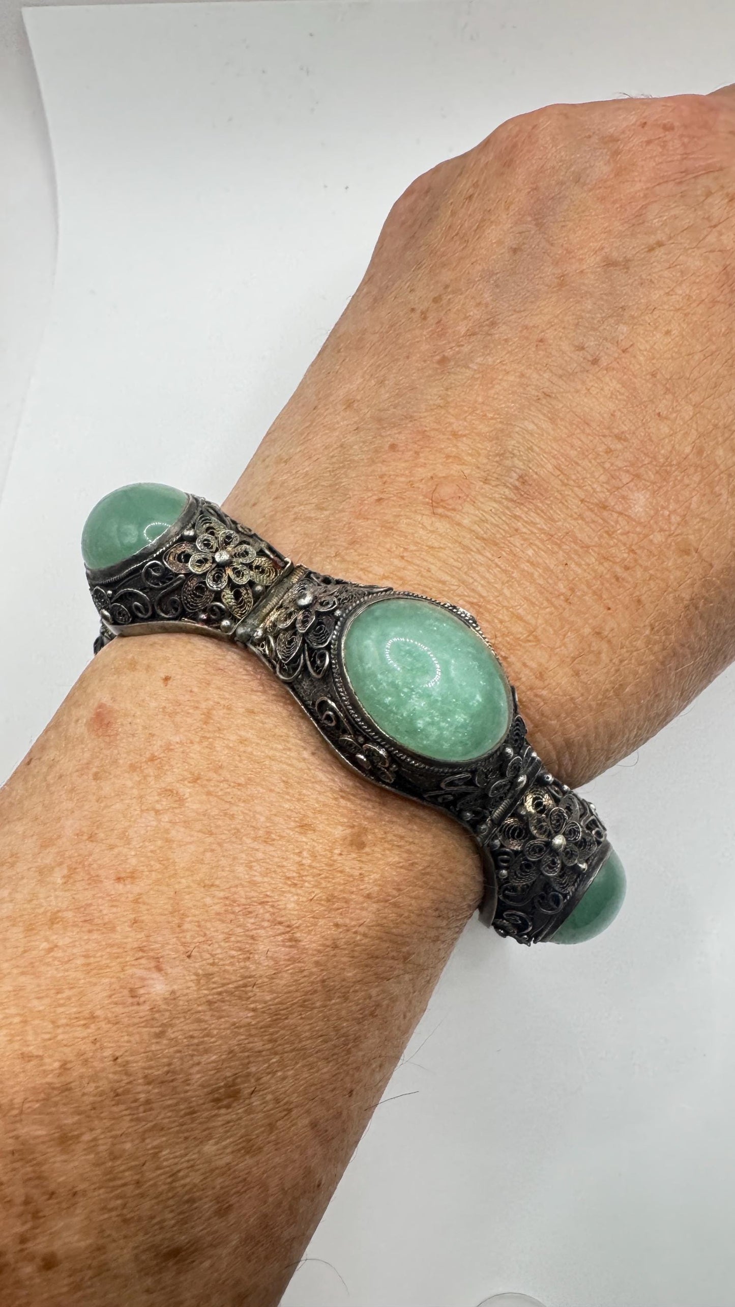 Vintage Green Nephite Jade Bracelet 925 Sterling Silver Filigree