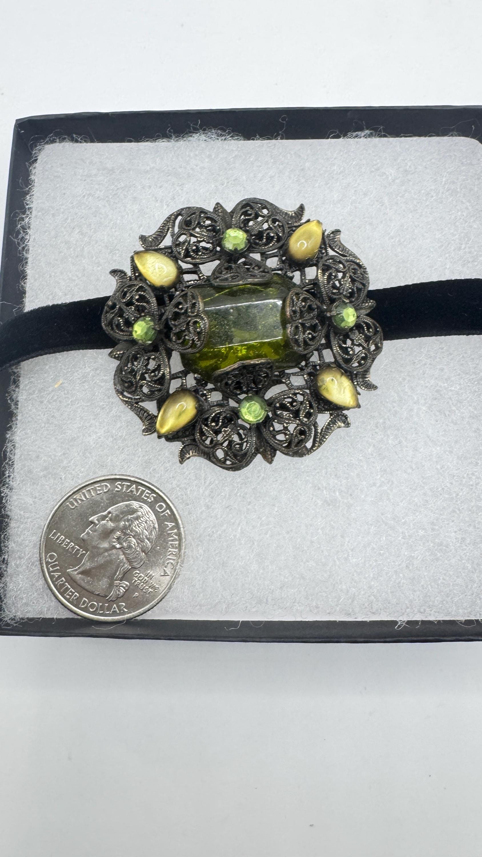 Vintage Rhinestone Green Crystal Brooch Pin