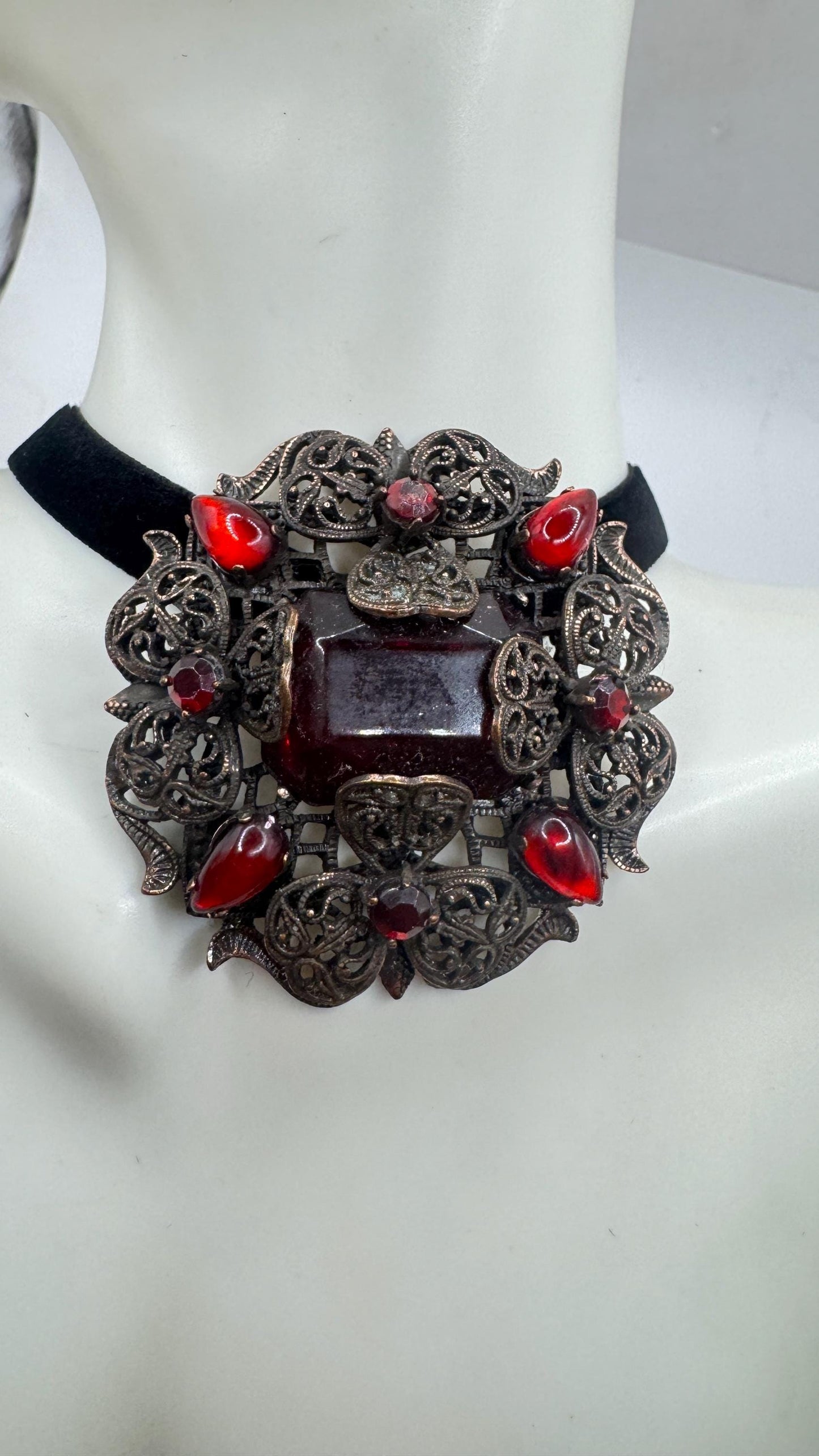 Vintage Rhinestone Green Crystal Brooch Pin