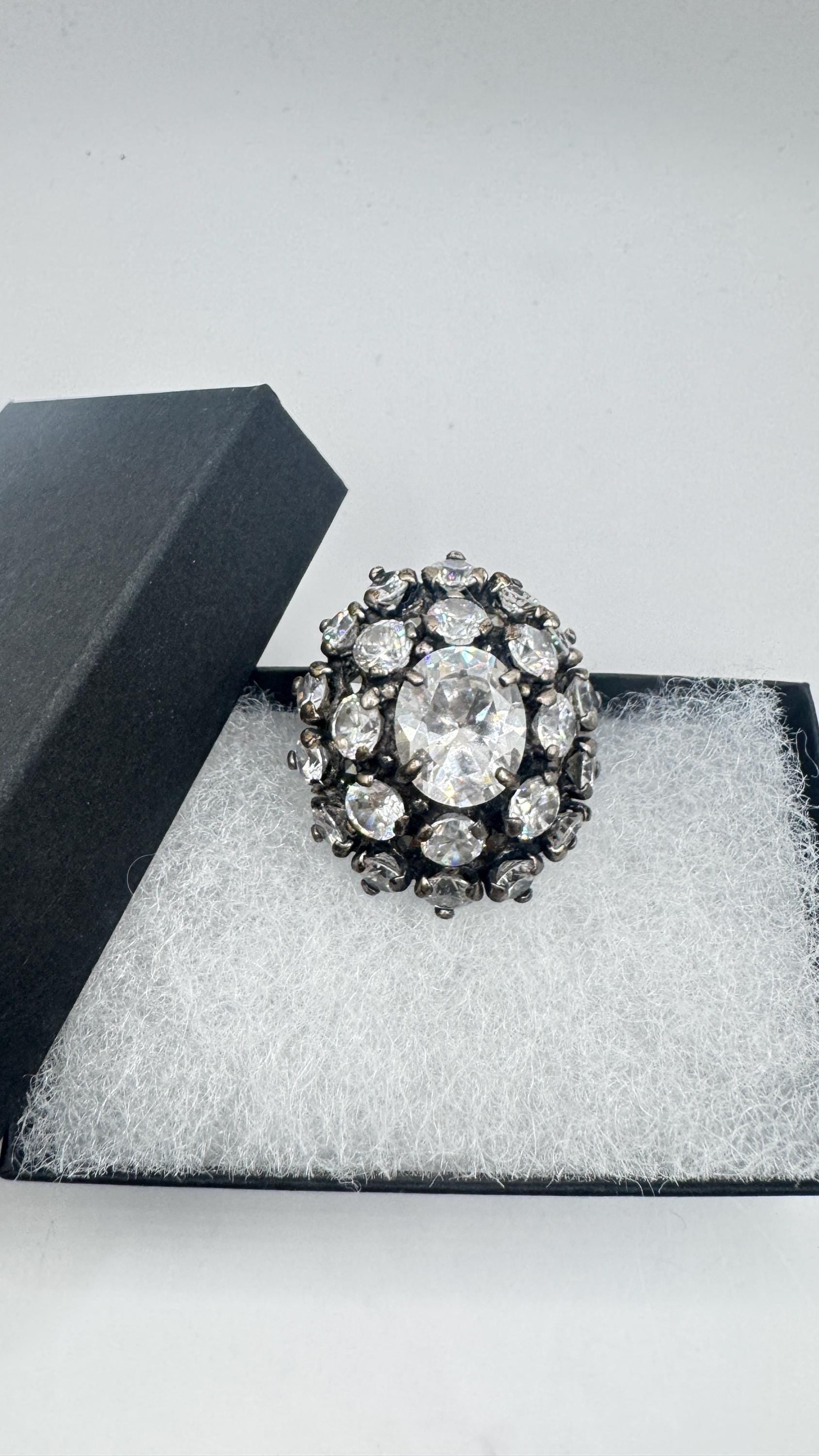 Vintage Cubic Zirconia Crystal Sterling Silver Ring Size 6.5
