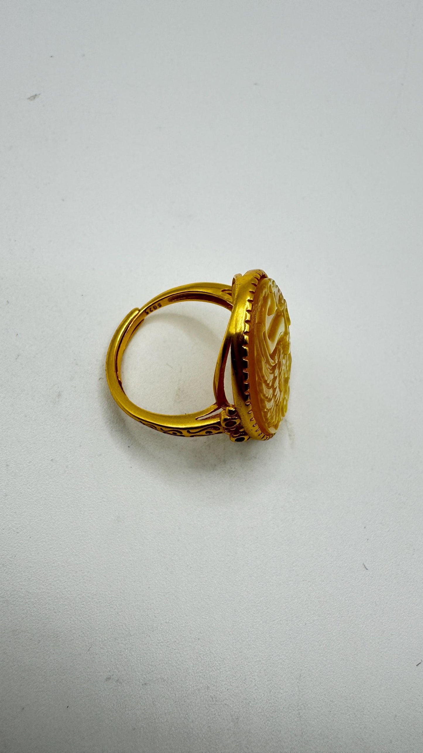 Vintage Swan Abalone Cameo Golden 925 Sterling Silver Ring