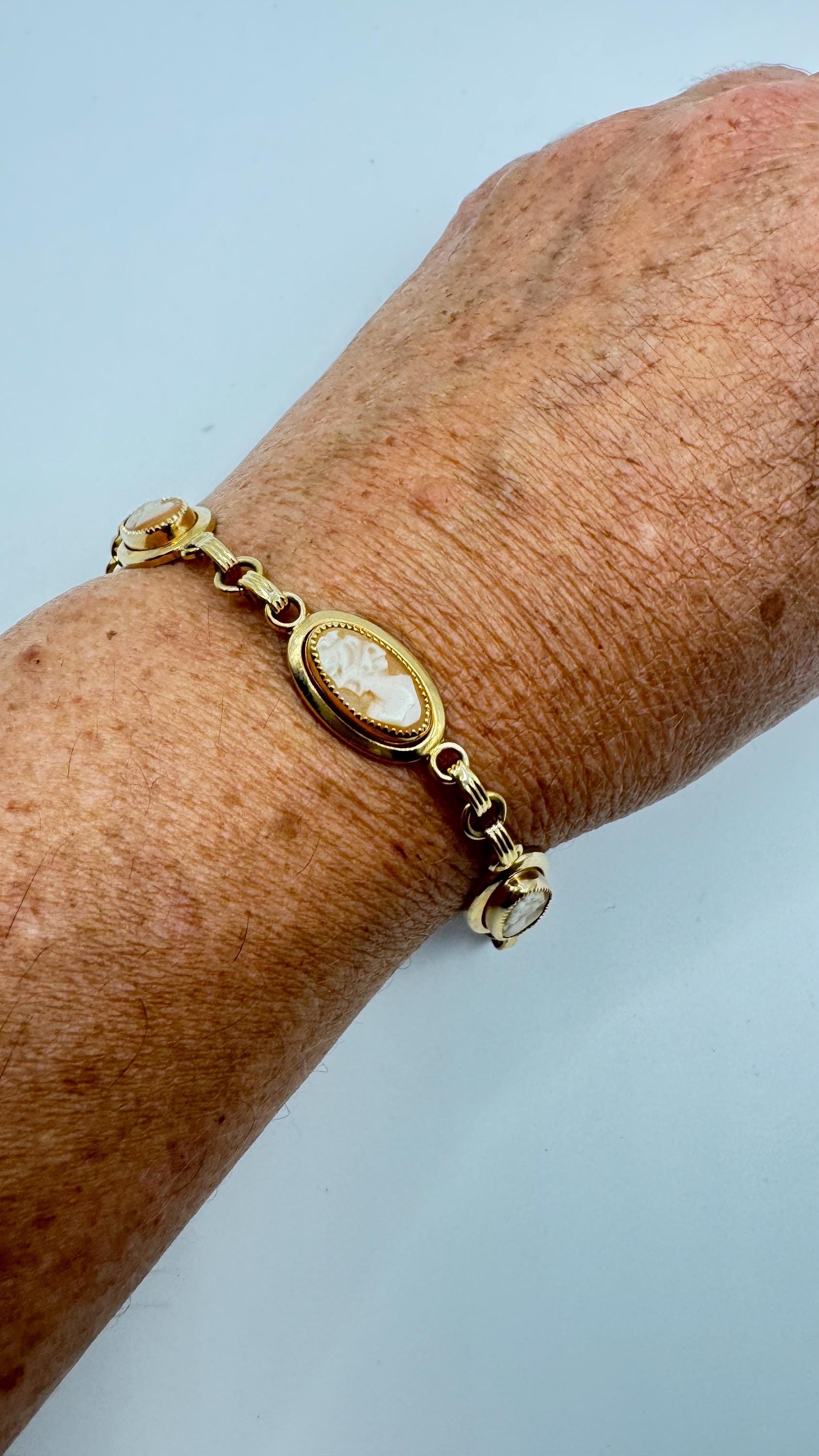 Vintage Cameo Bracelet Gold Filled