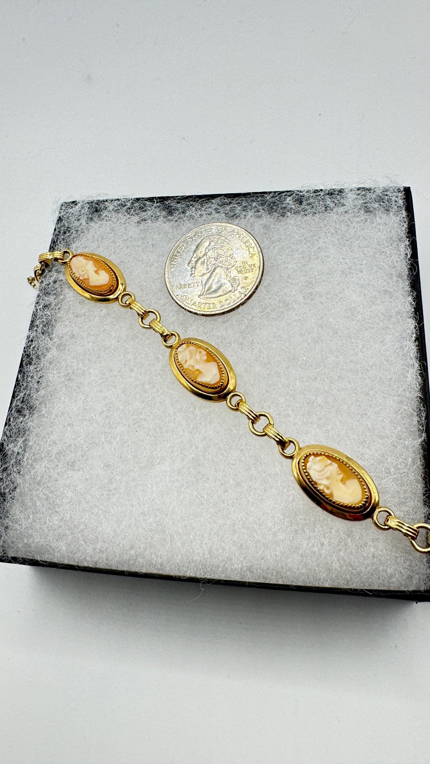 Vintage Cameo Bracelet Gold Filled