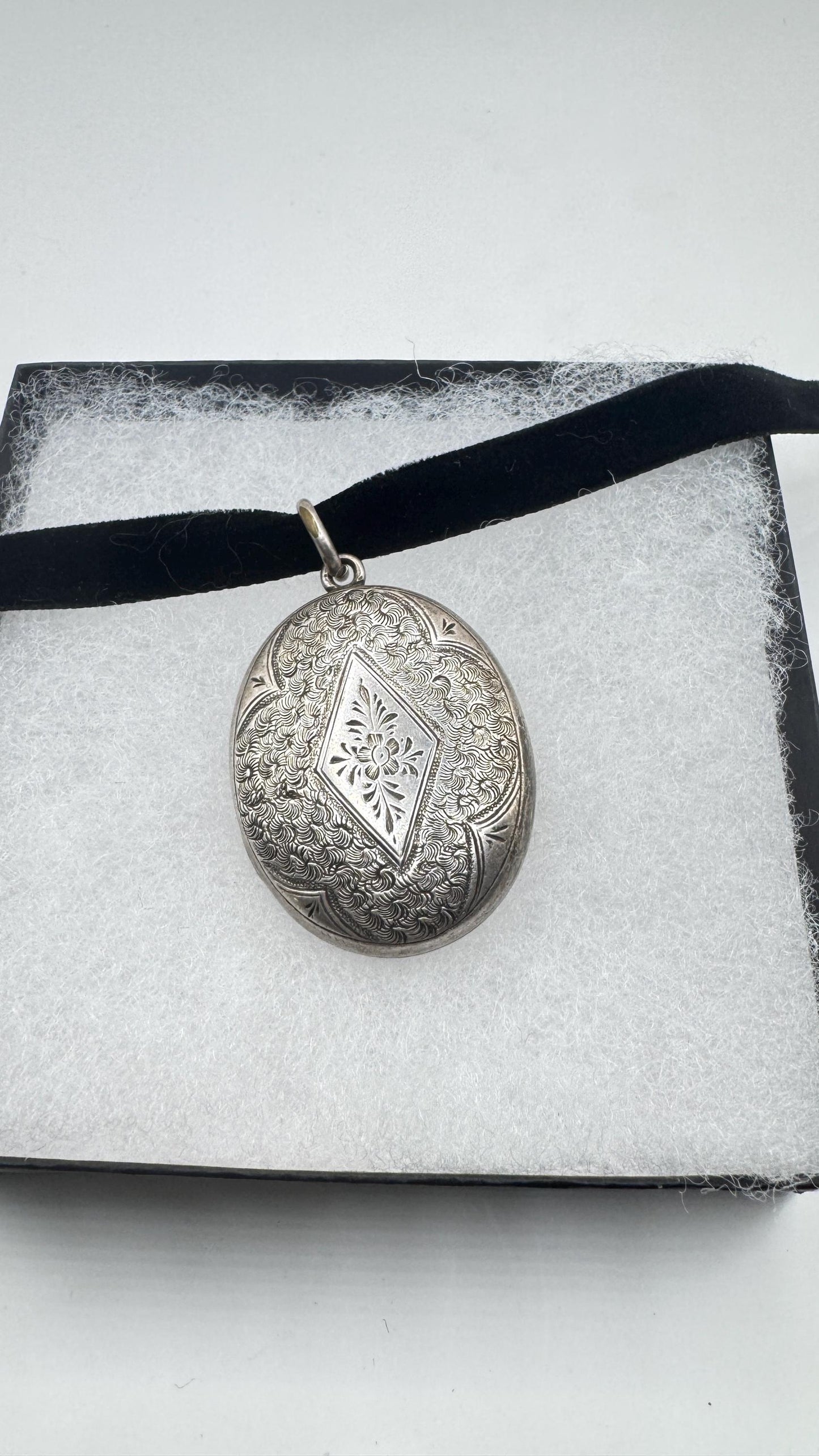 Vintage Locket Choker 925 Sterling Silver Necklace