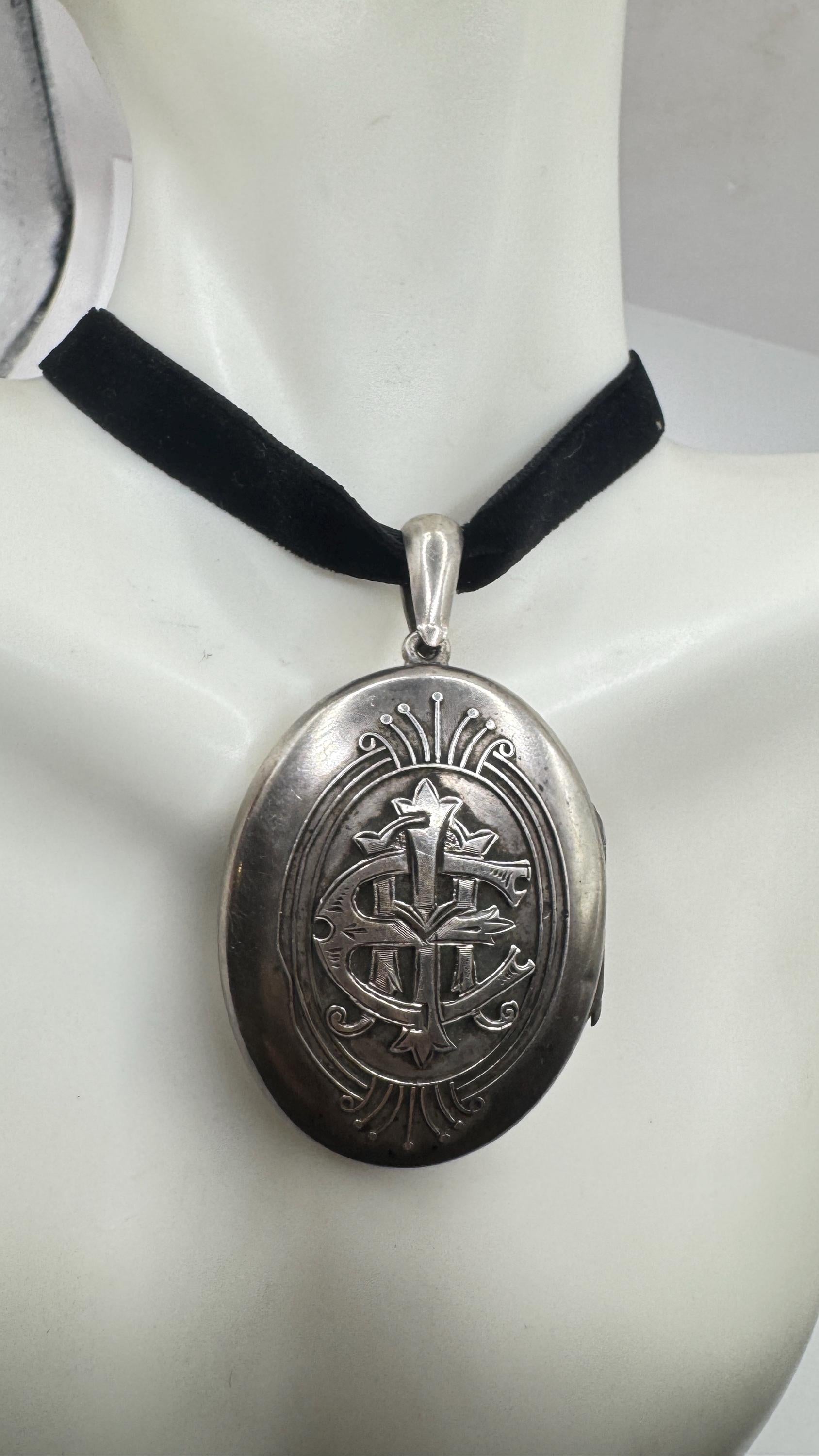 Vintage Locket Choker 925 Sterling Silver Necklace