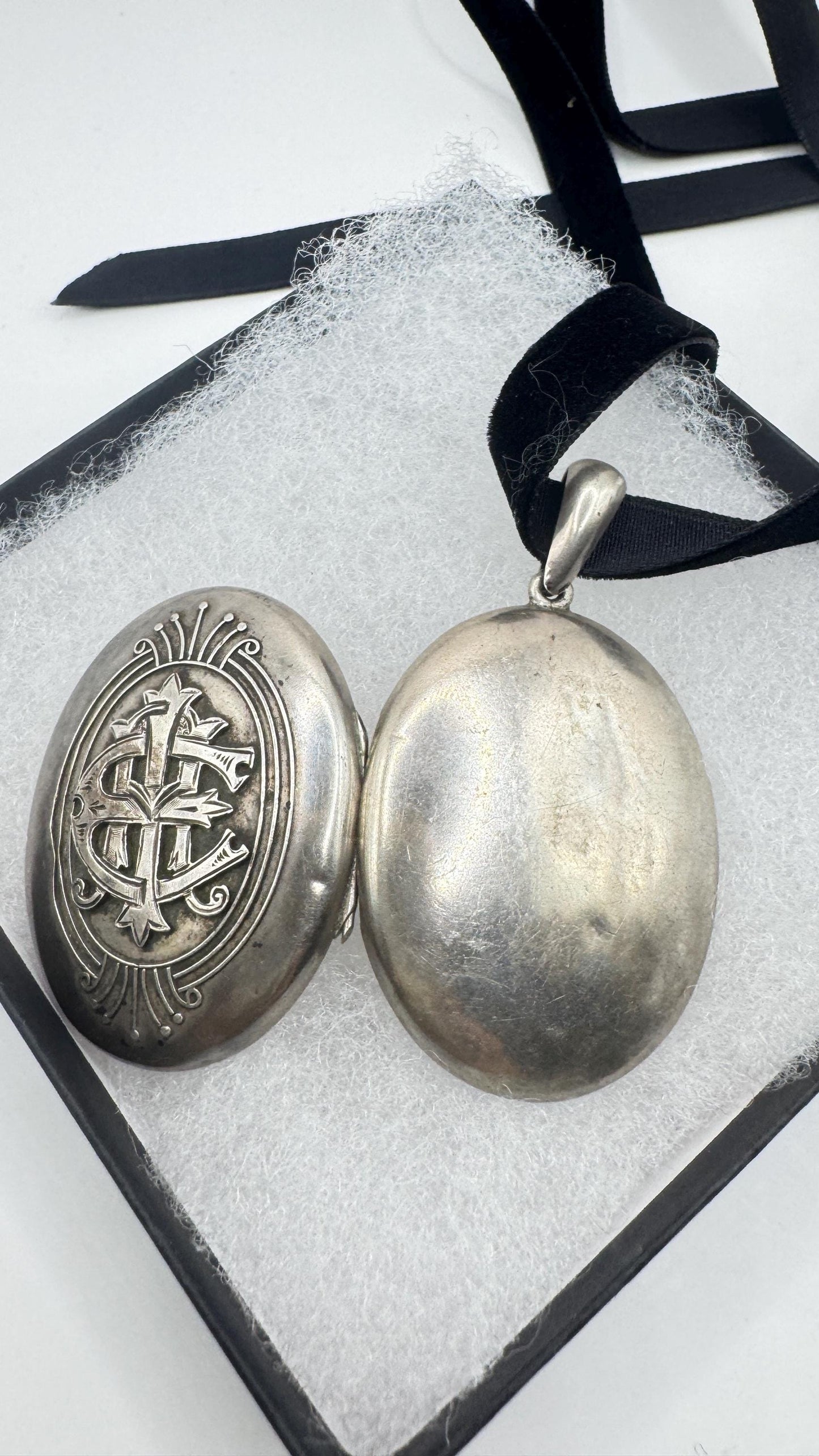 Vintage Locket Choker 925 Sterling Silver Necklace