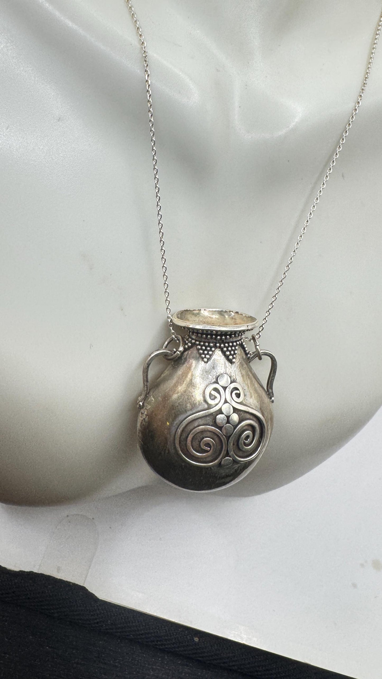 Vintage Perfume Oil Bottle 925 Sterling silver Pendant Necklace