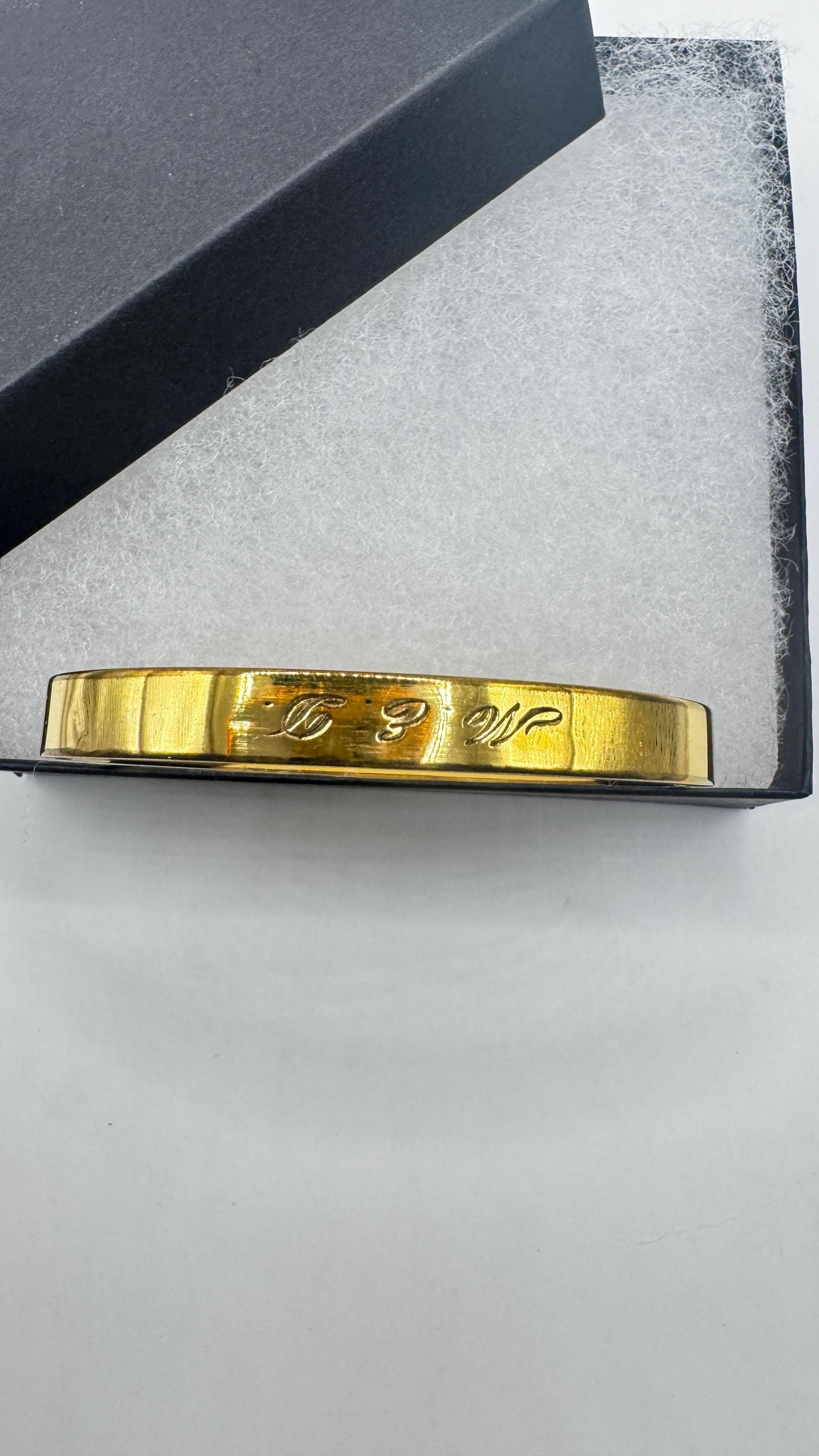 Vintage Bangle Bracelet Gold filled for a tiny wrist about 5 inches