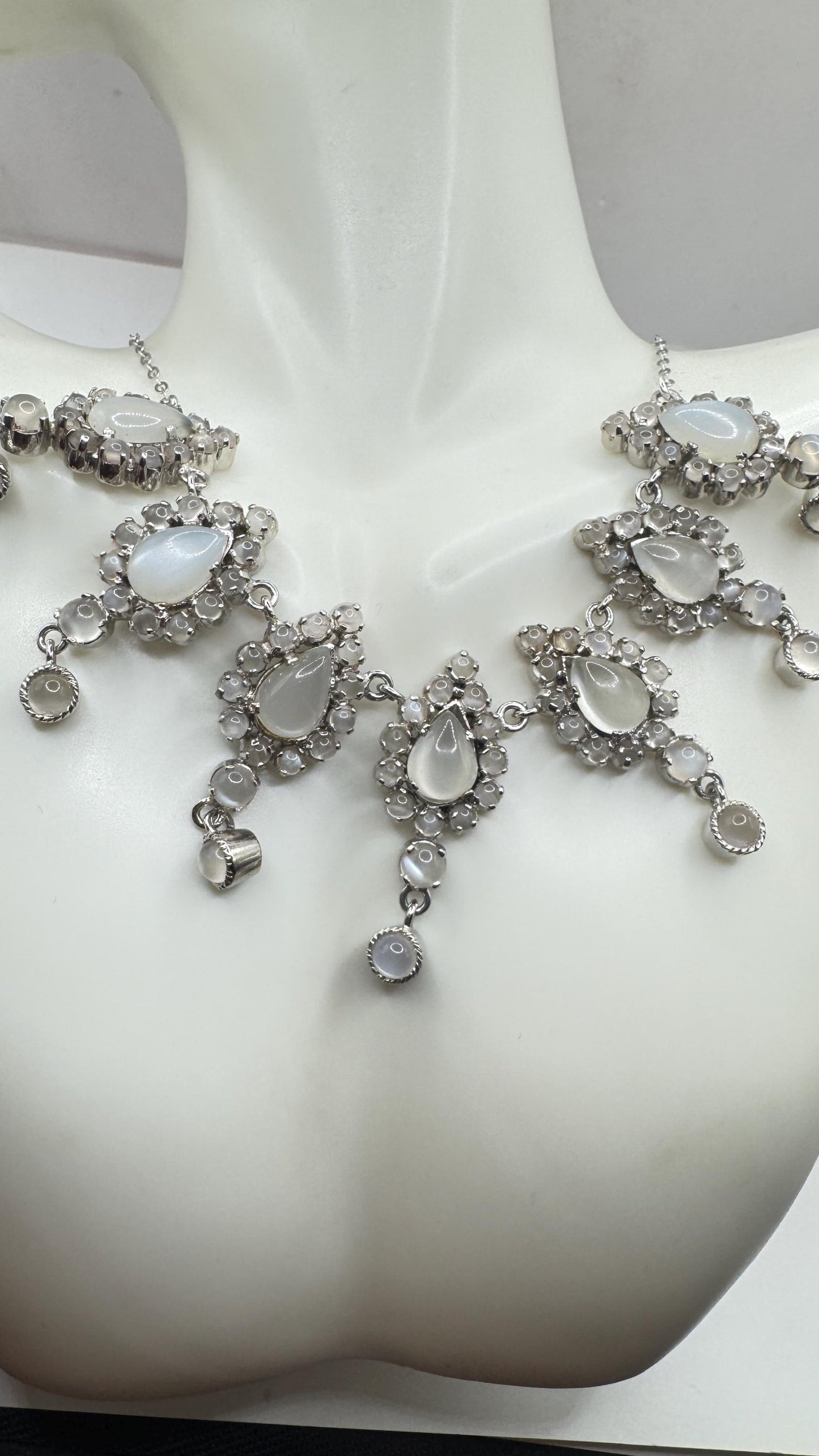 Vintage 925 Sterling Silver Moonstone Pendant Necklace Choker
