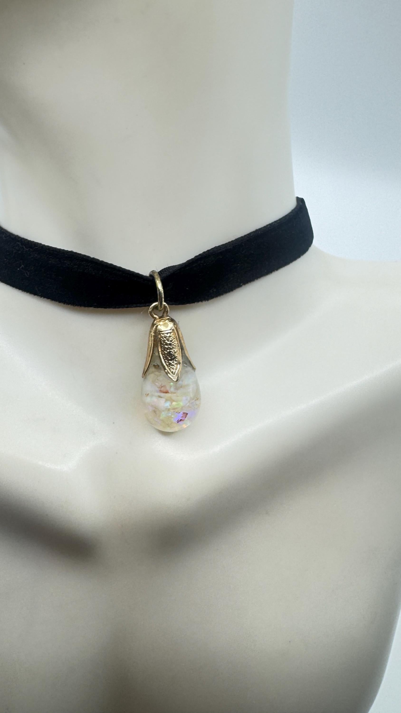Vintage White Floating Opal Choker Pendant Necklace Black Choker