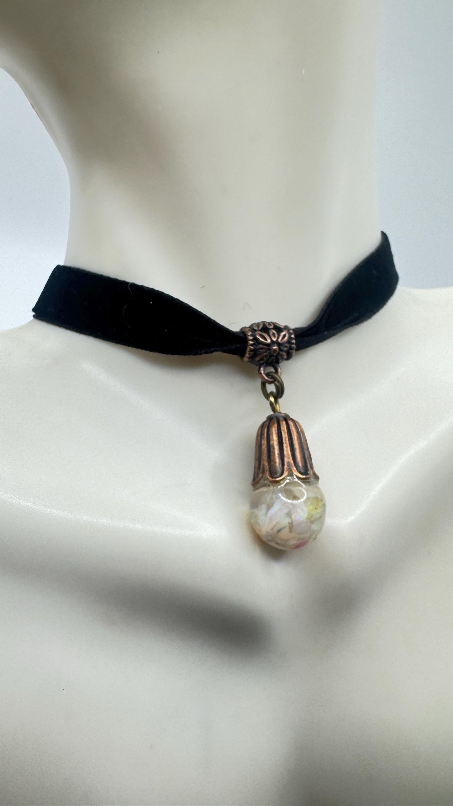 Vintage White Floating Opal Choker Pendant Necklace Black Choker