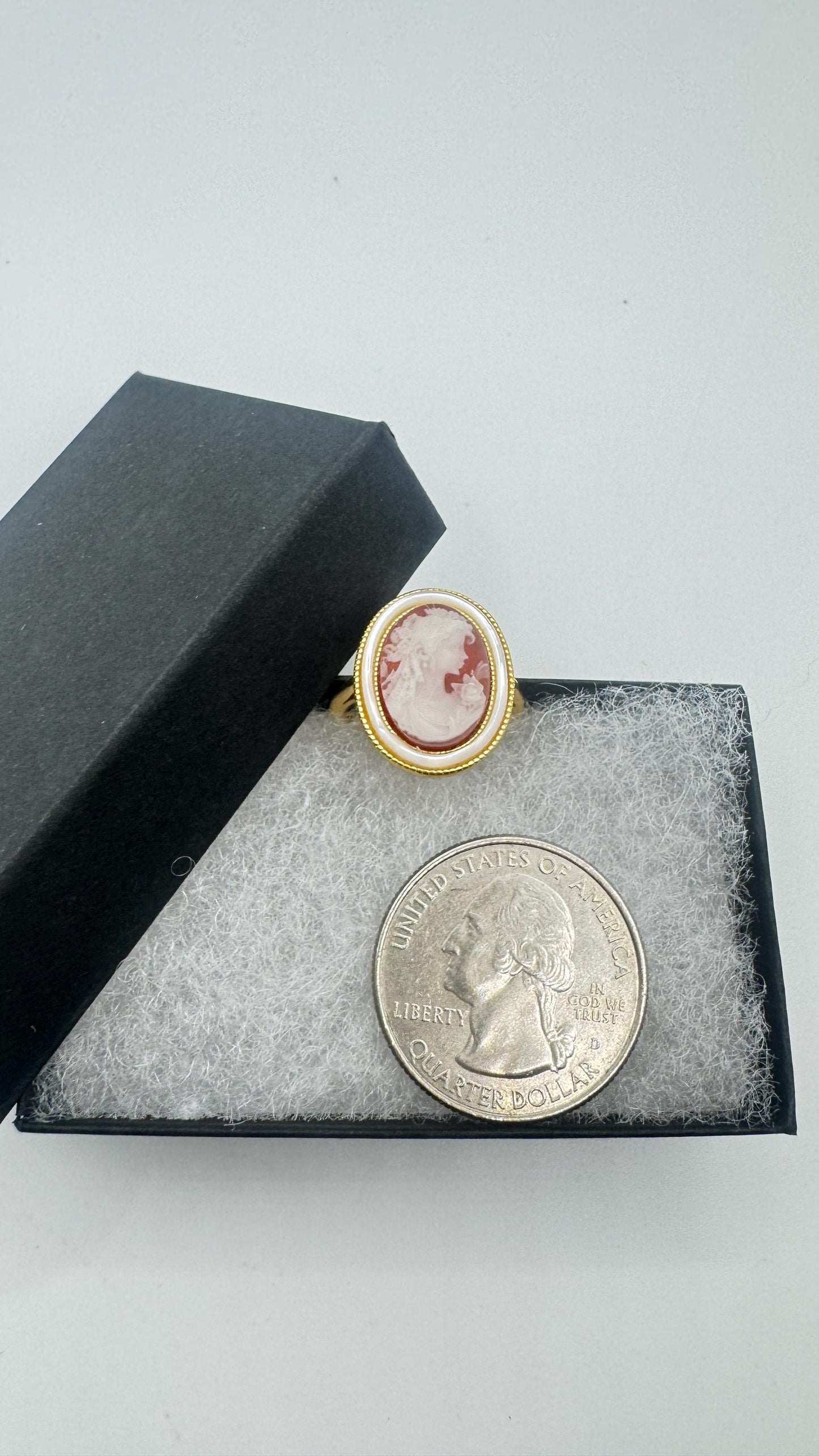 Vintage Cameo 925 Sterling Silver Cocktail Ring