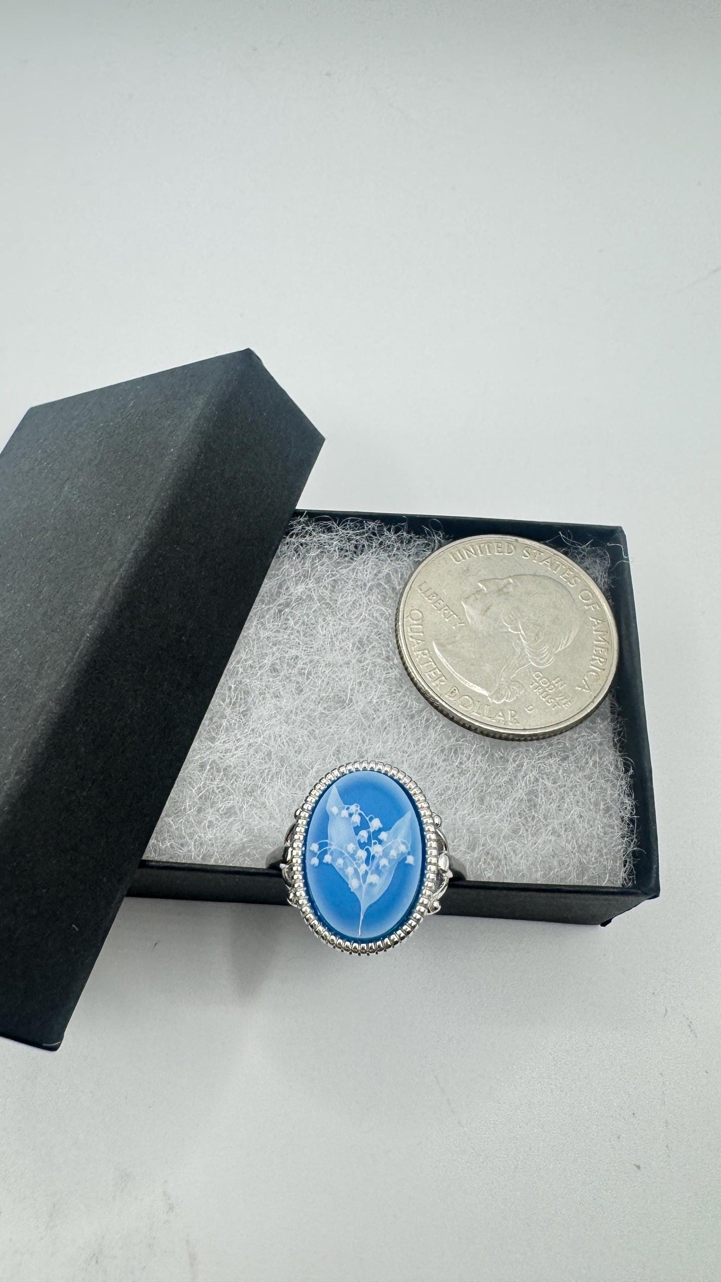 Vintage Lily of the Valley Cameo 925 Sterling Silver Ring