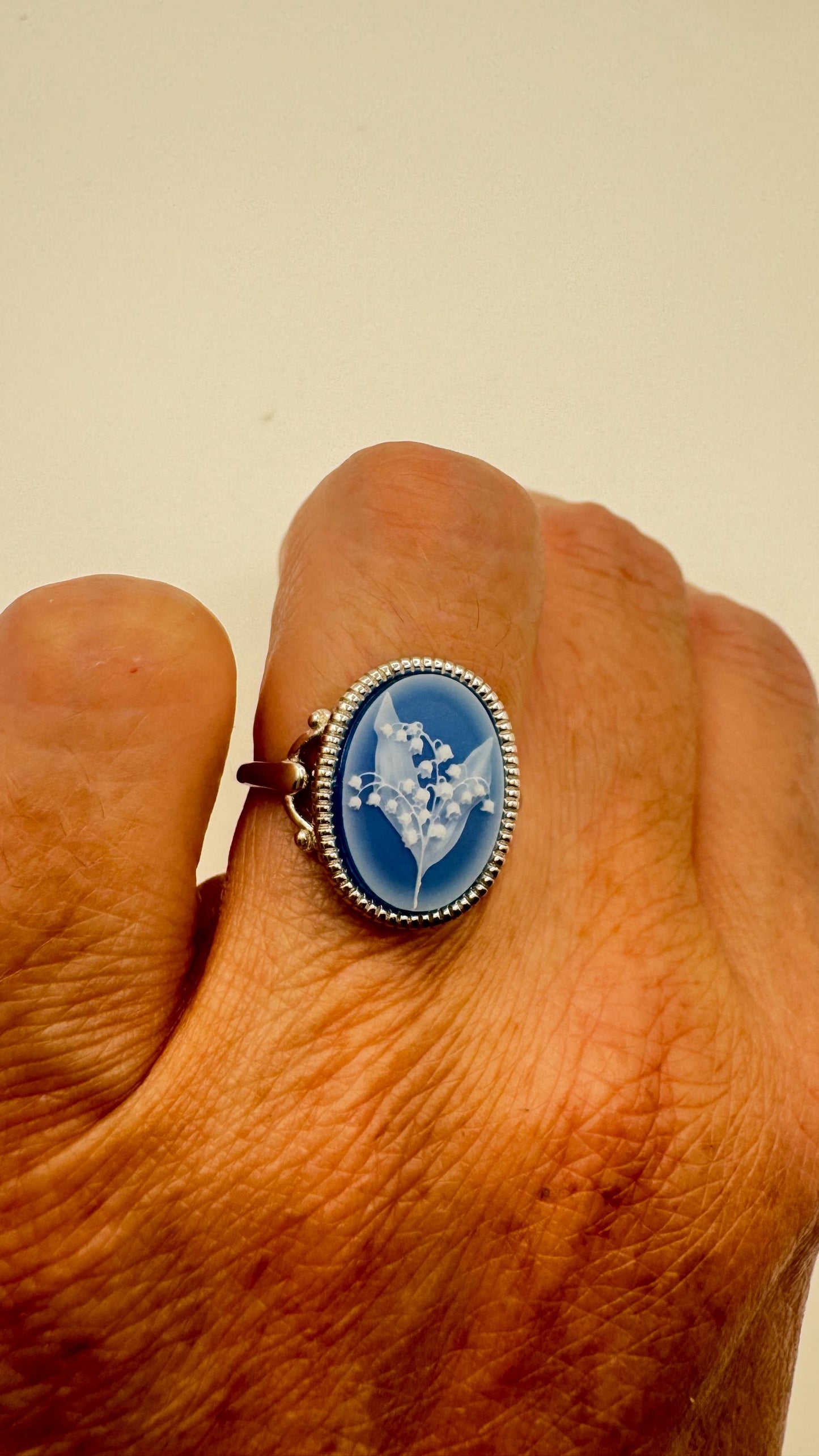 Vintage Lily of the Valley Cameo 925 Sterling Silver Ring