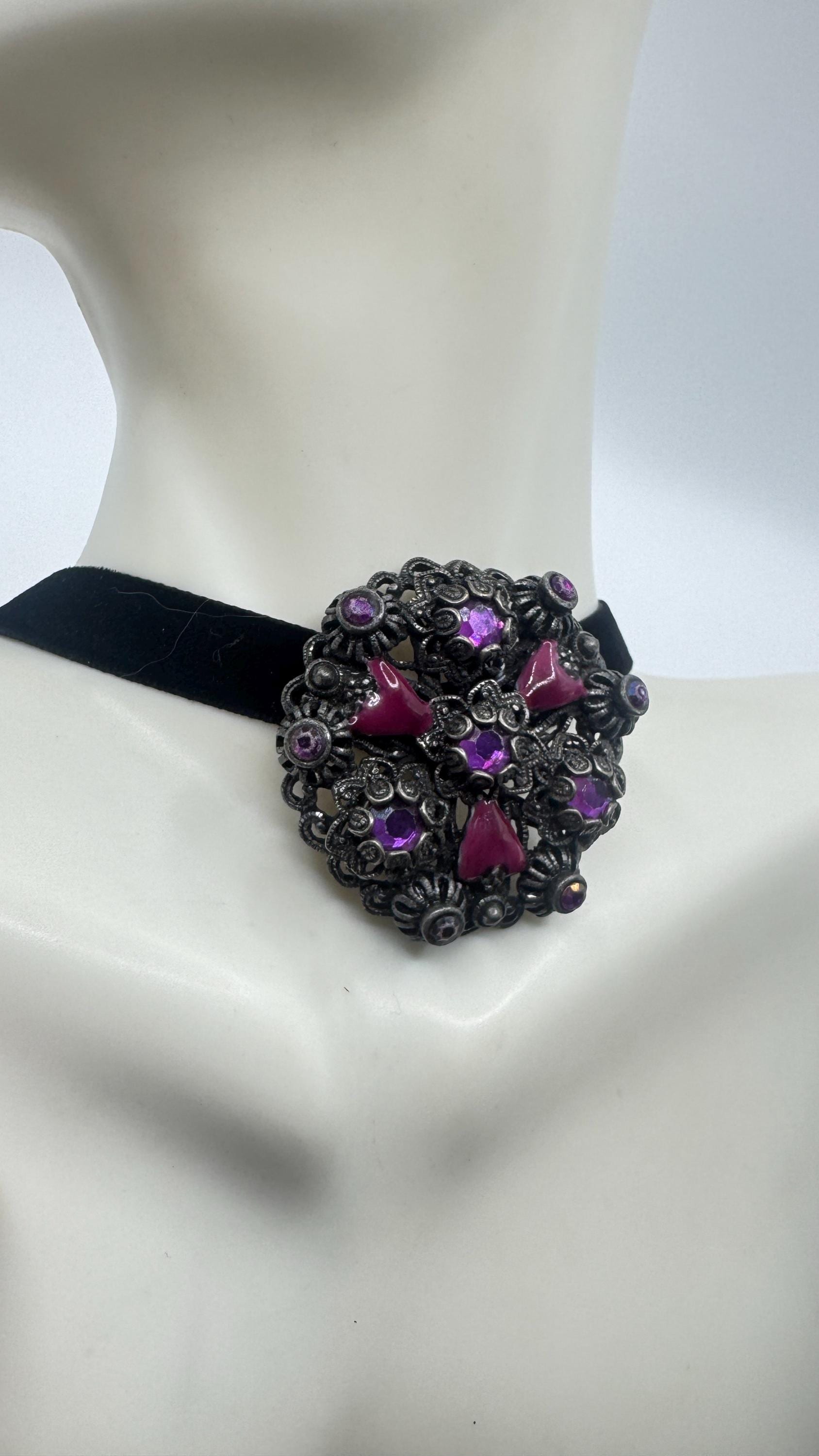 Vintage Rhinestone Purple Crystal Brooch Pin