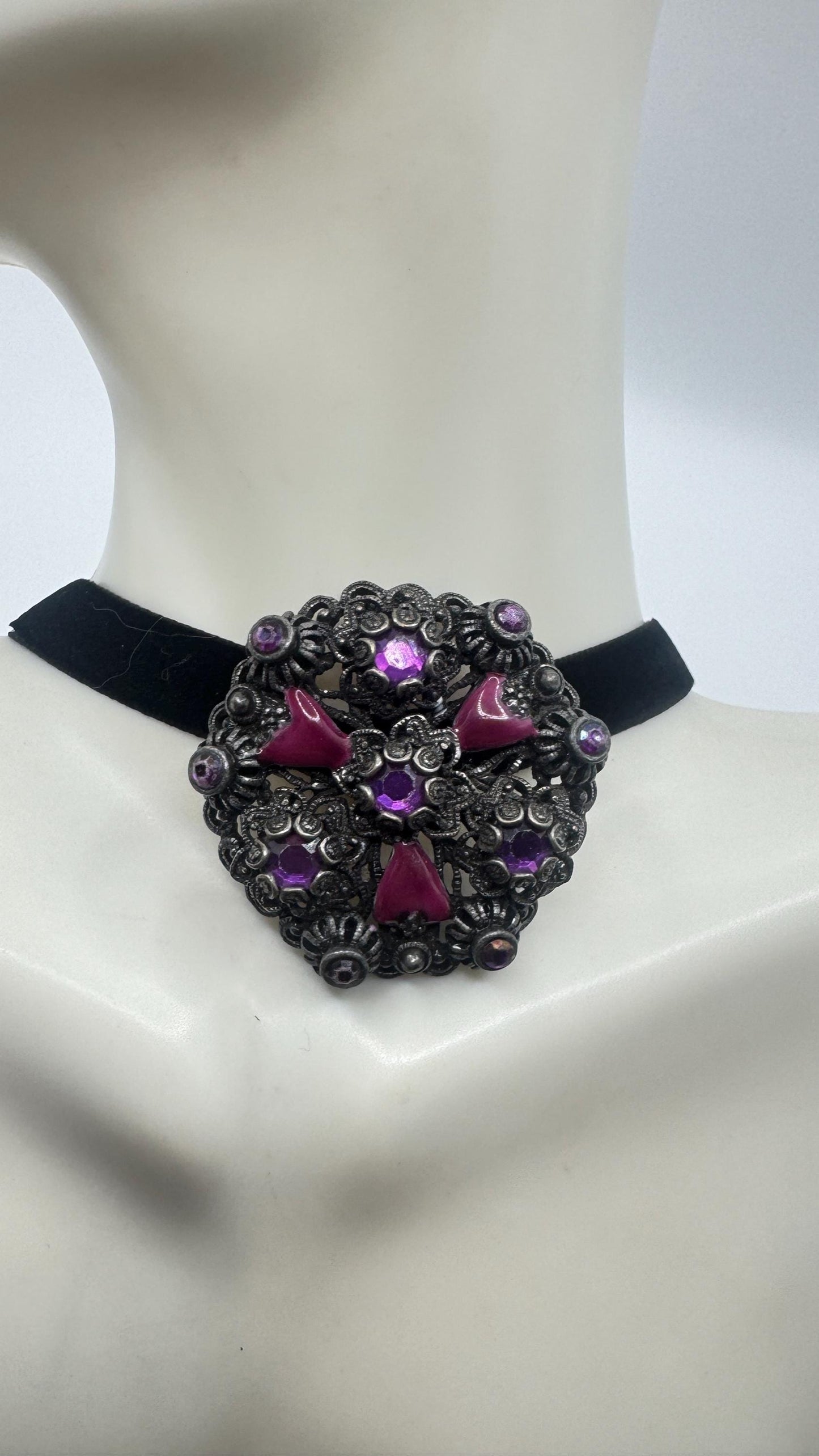 Vintage Rhinestone Purple Crystal Brooch Pin