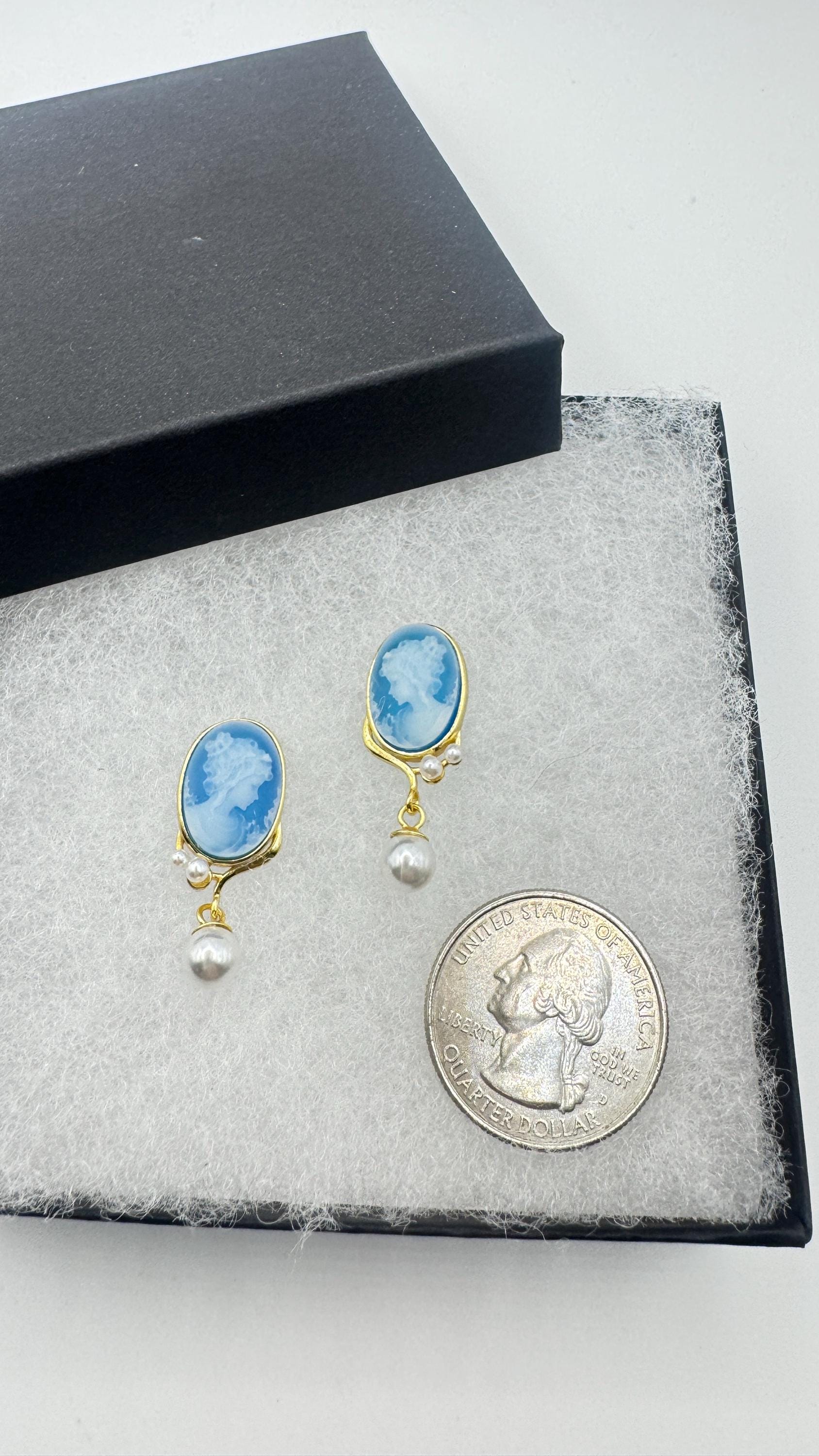 Vintage Blue Onyx Cameo Yellow Golden 925 Sterling Silver Earrings
