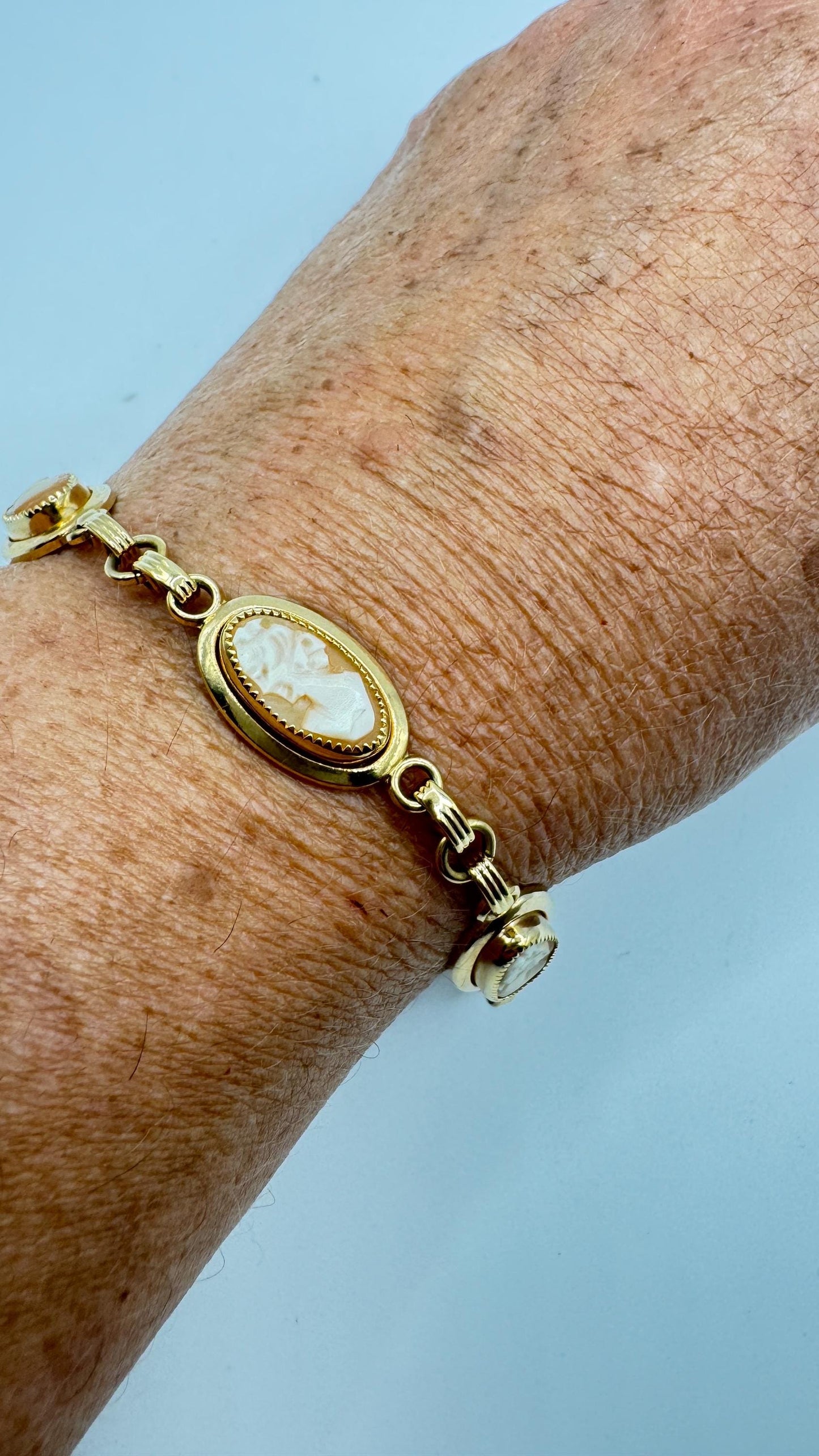 Vintage Cameo Bracelet Gold Filled