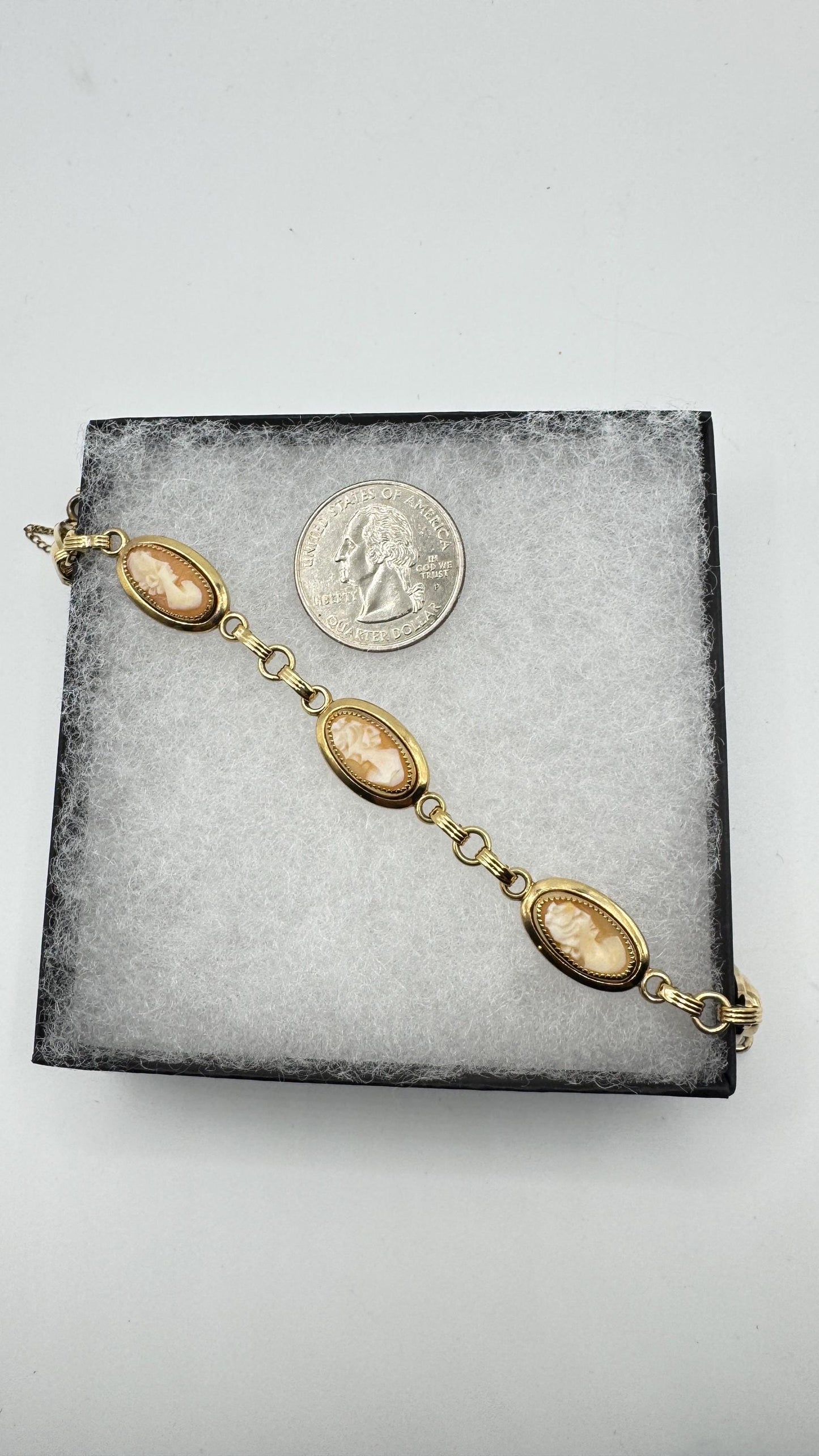 Vintage Cameo Bracelet Gold Filled