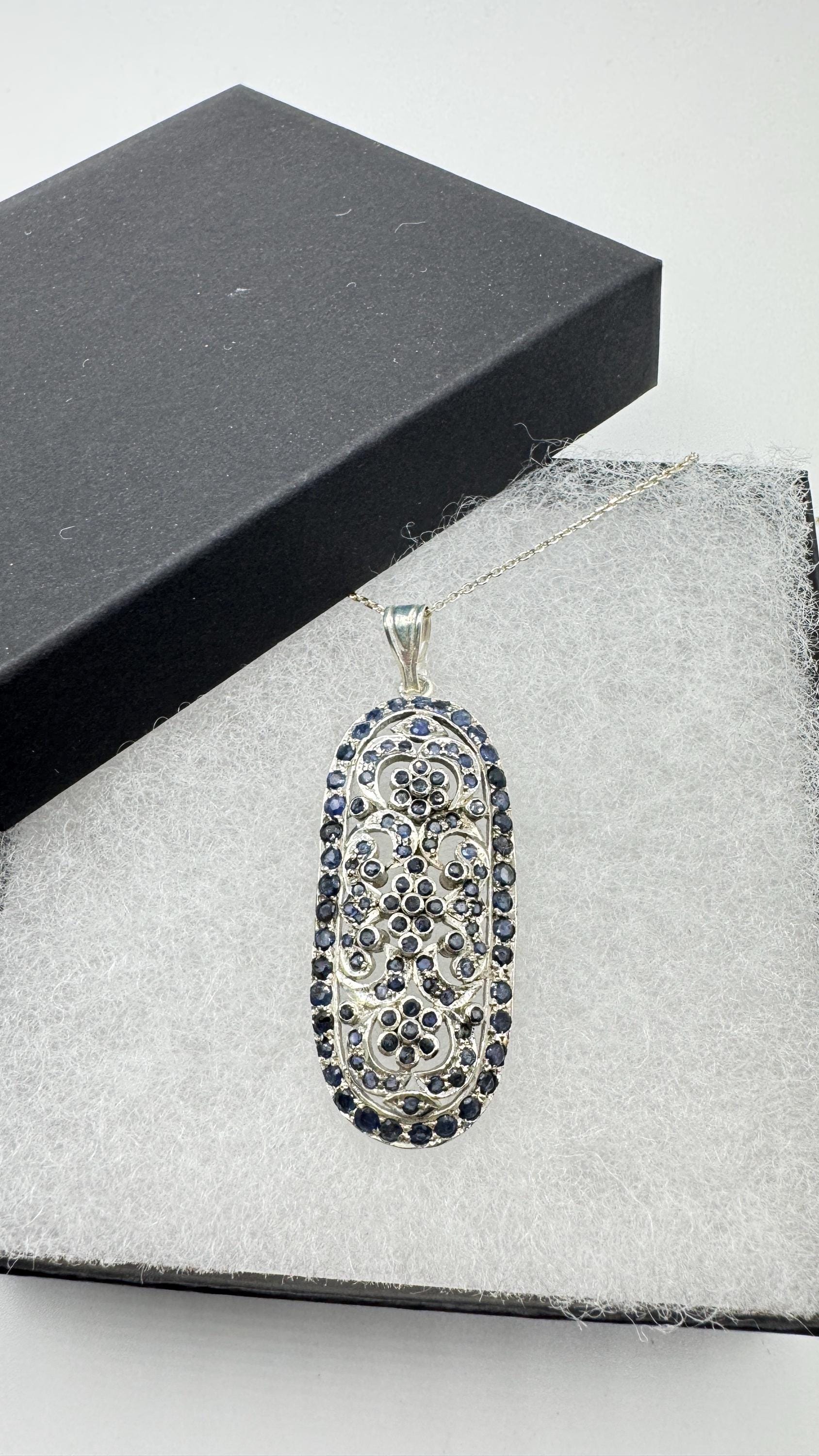 Vintage Blue Sapphire 925 Sterling Silver Pendant Necklace