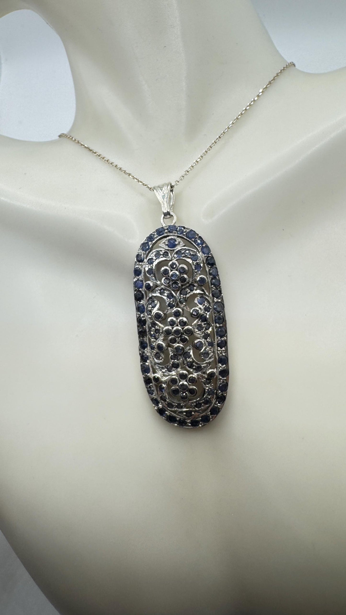 Vintage Blue Sapphire 925 Sterling Silver Pendant Necklace