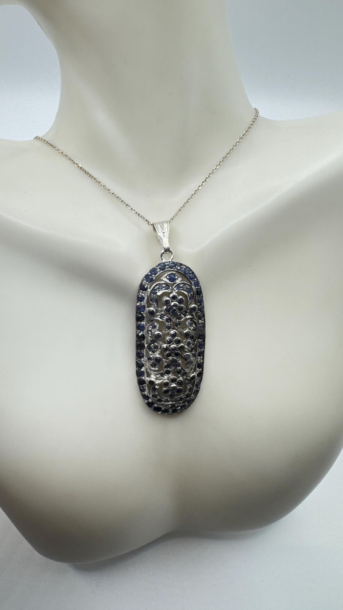 Vintage Blue Sapphire 925 Sterling Silver Pendant Necklace