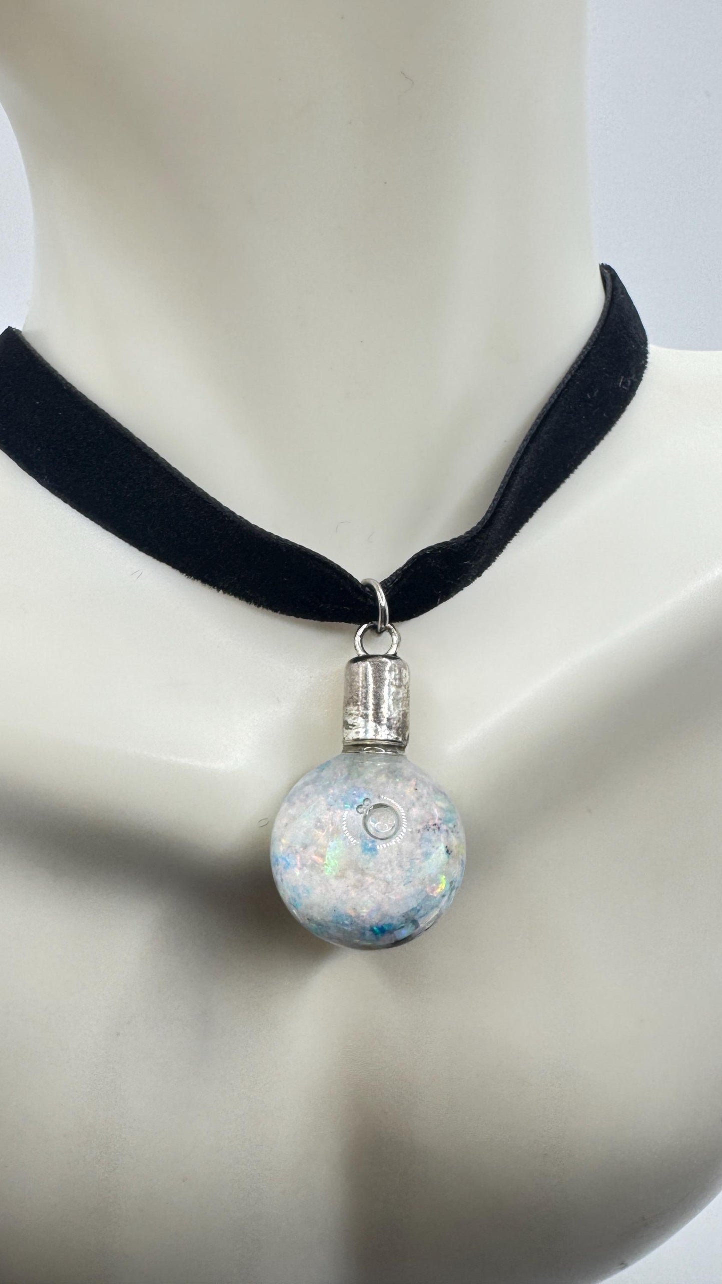 Vintage White Floating Opal Choker Pendant Necklace Black Choker