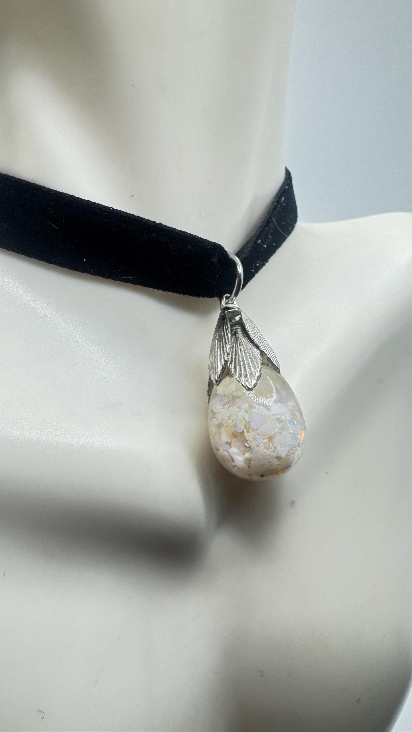 Vintage White Floating Opal Choker 925 Sterling Silver Pendant Necklace Black Choker