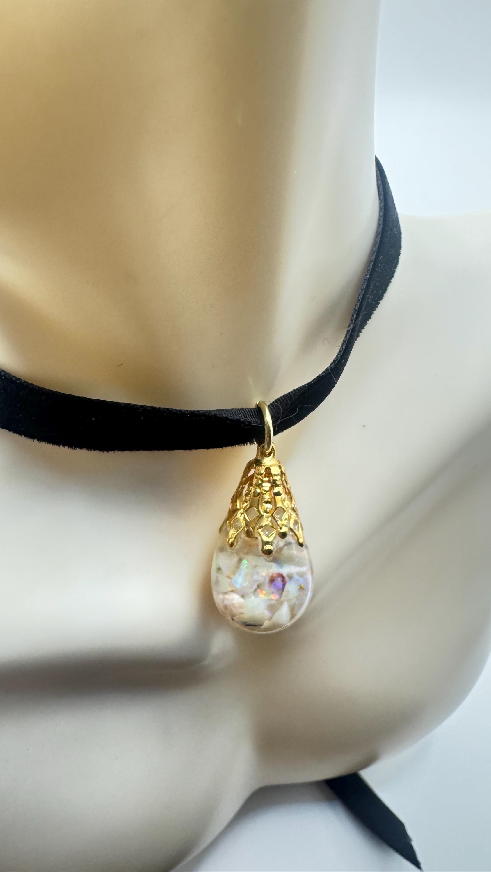 Vintage White Floating Opal Choker Pendant Necklace Black Choker