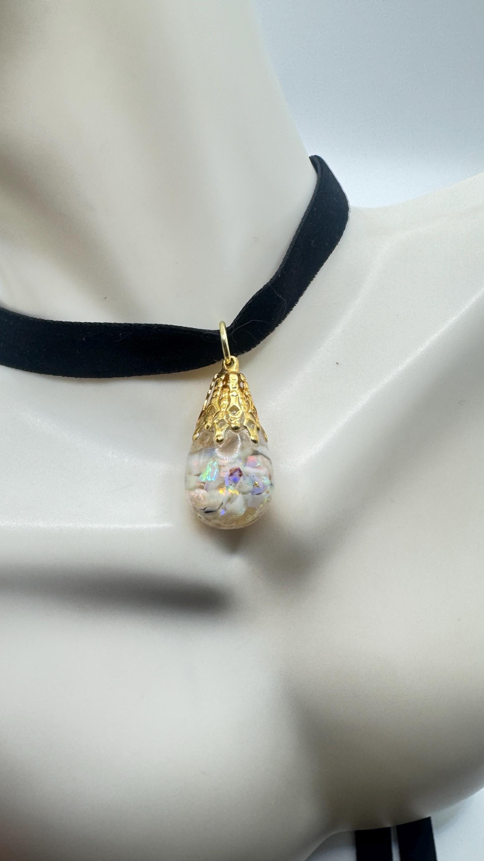 Vintage White Floating Opal Choker Pendant Necklace Black Choker
