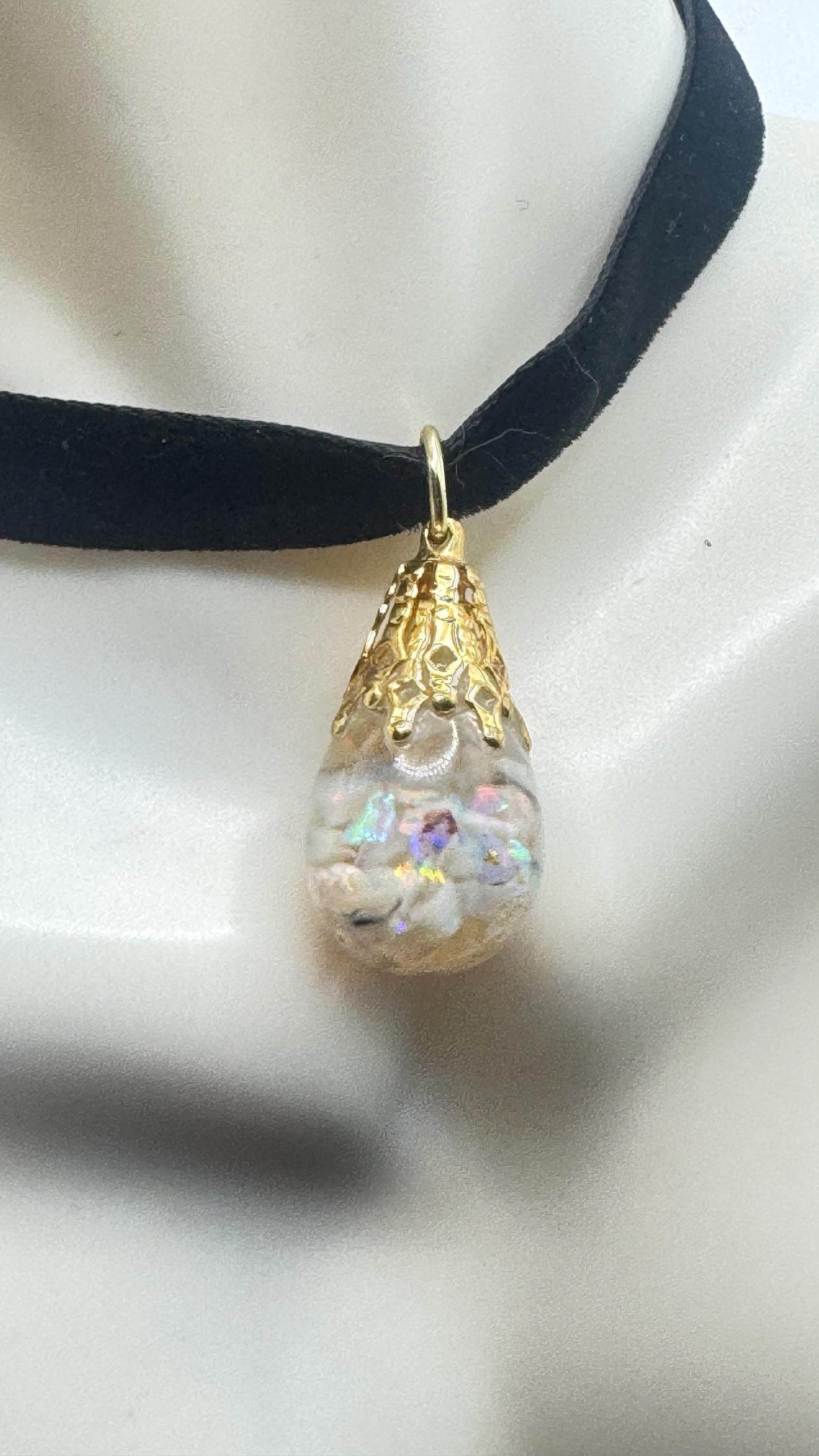 Vintage White Floating Opal Choker Pendant Necklace Black Choker