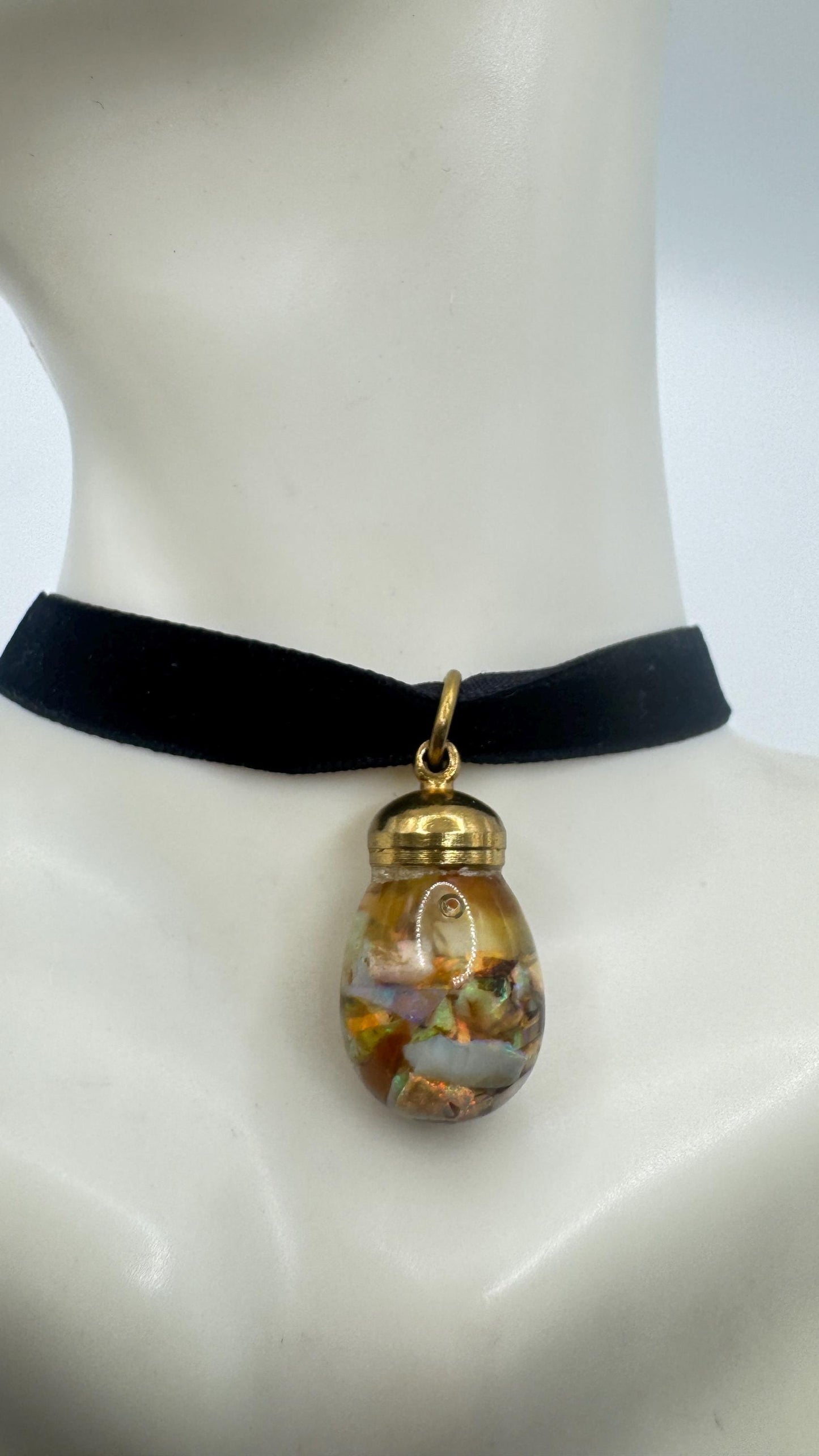 Vintage White Floating Opal Choker Pendant Necklace Black Choker