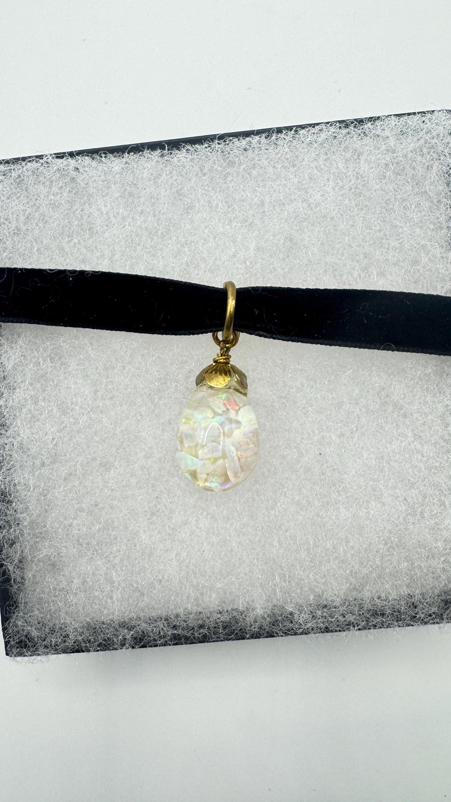Vintage White Floating Opal Choker Pendant Necklace Black Choker