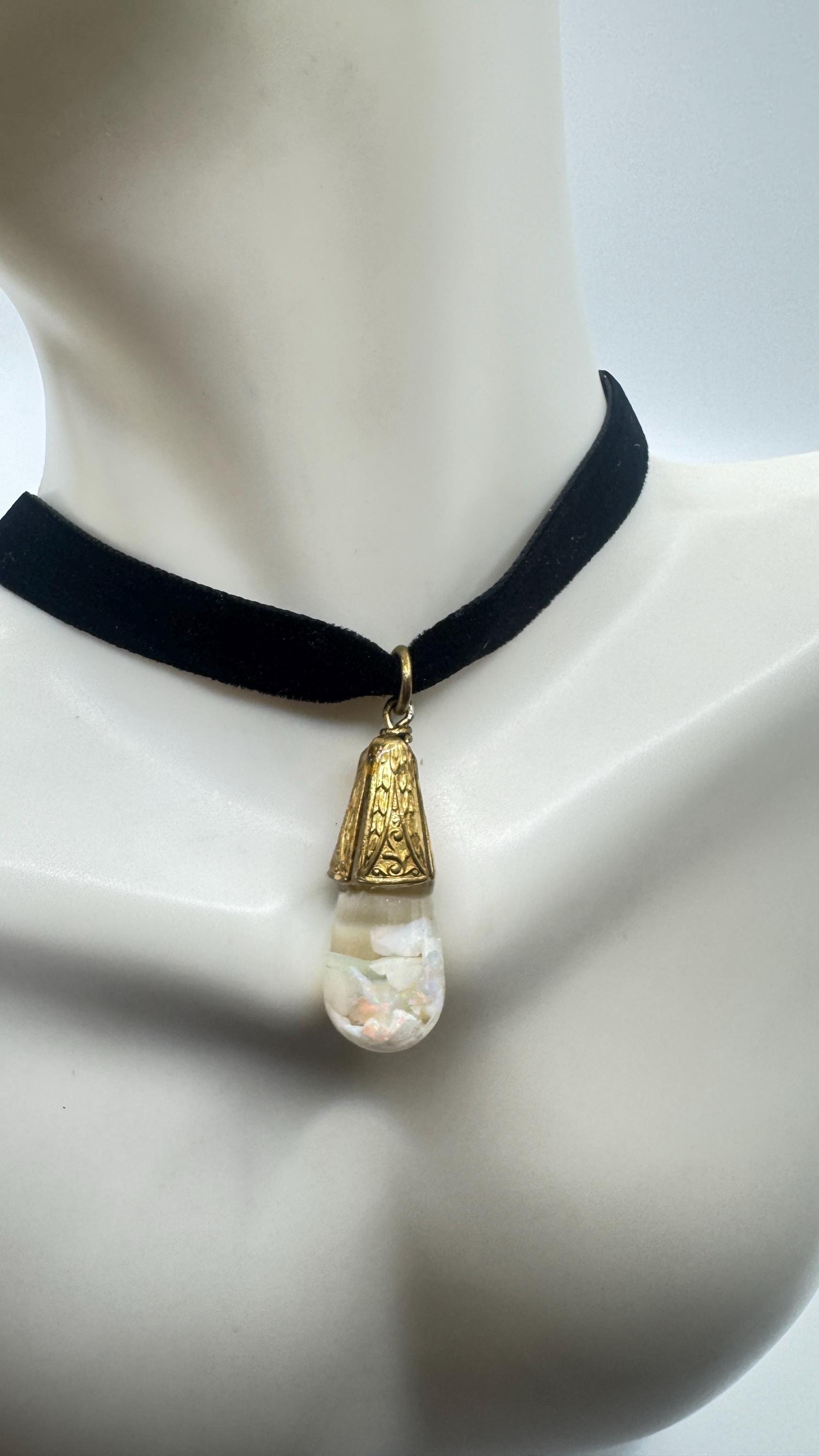 Vintage White Floating Opal Choker Pendant Necklace Black Choker
