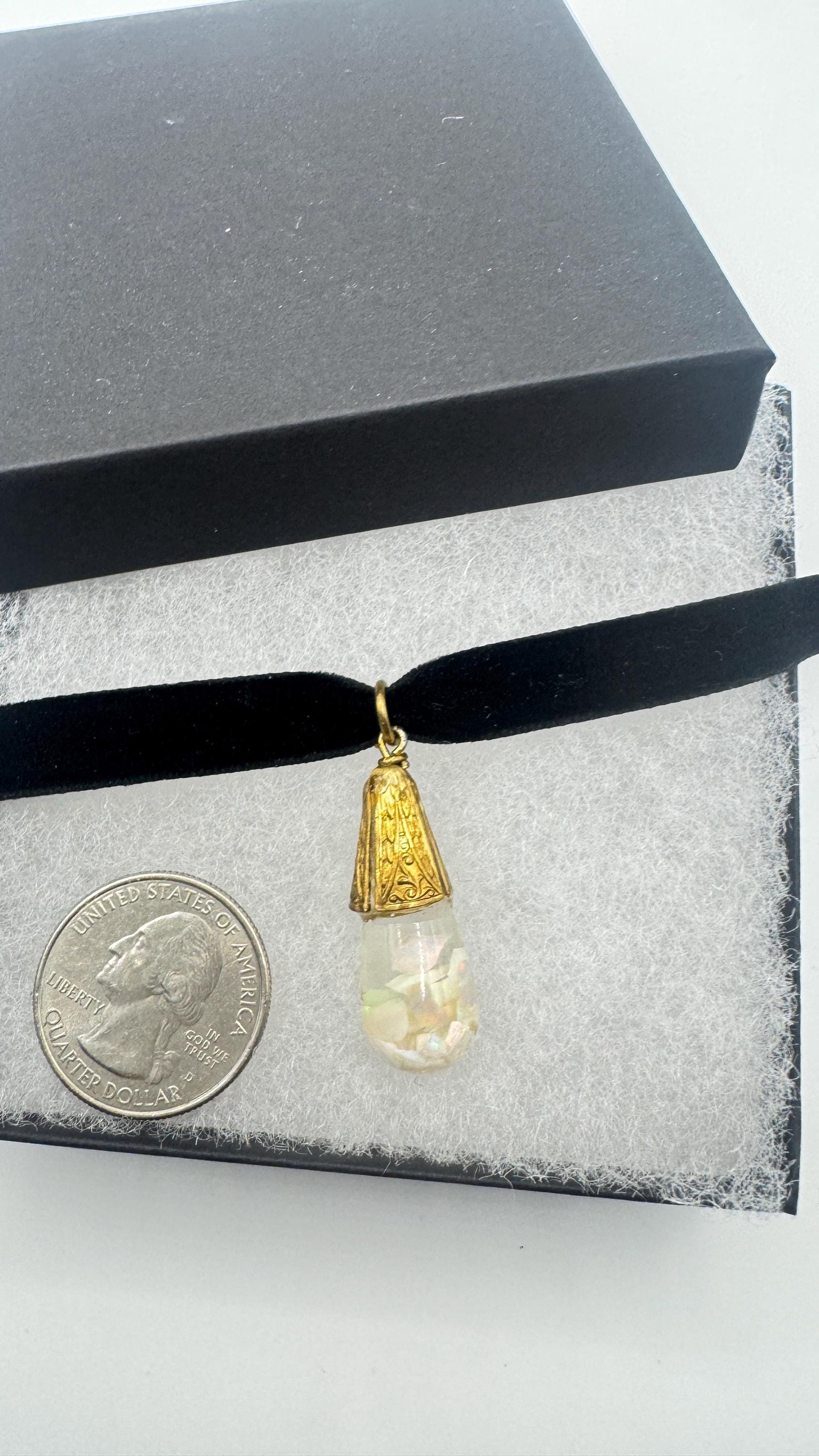 Vintage White Floating Opal Choker Pendant Necklace Black Choker