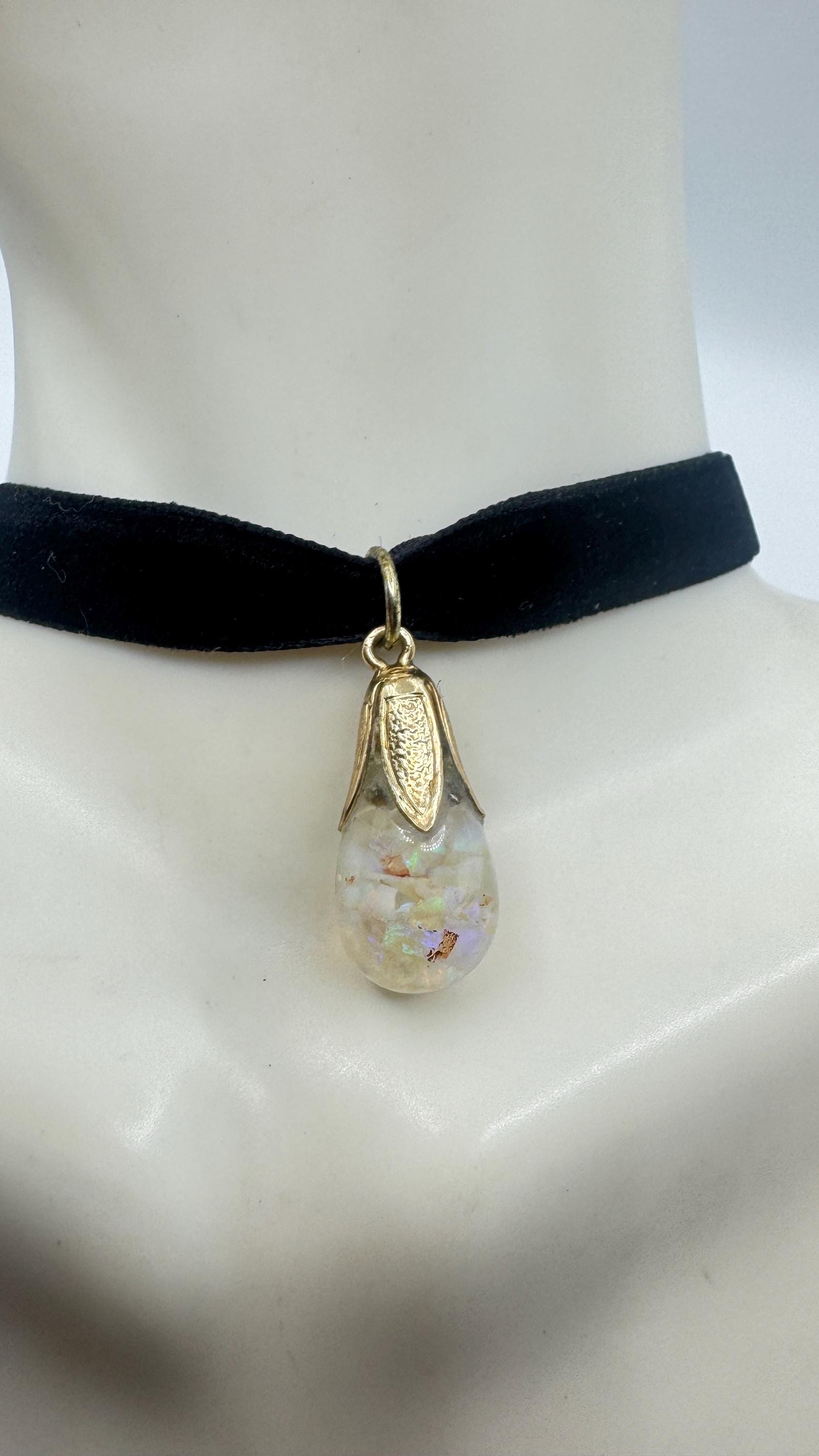 Vintage White Floating Opal Choker Pendant Necklace Black Choker