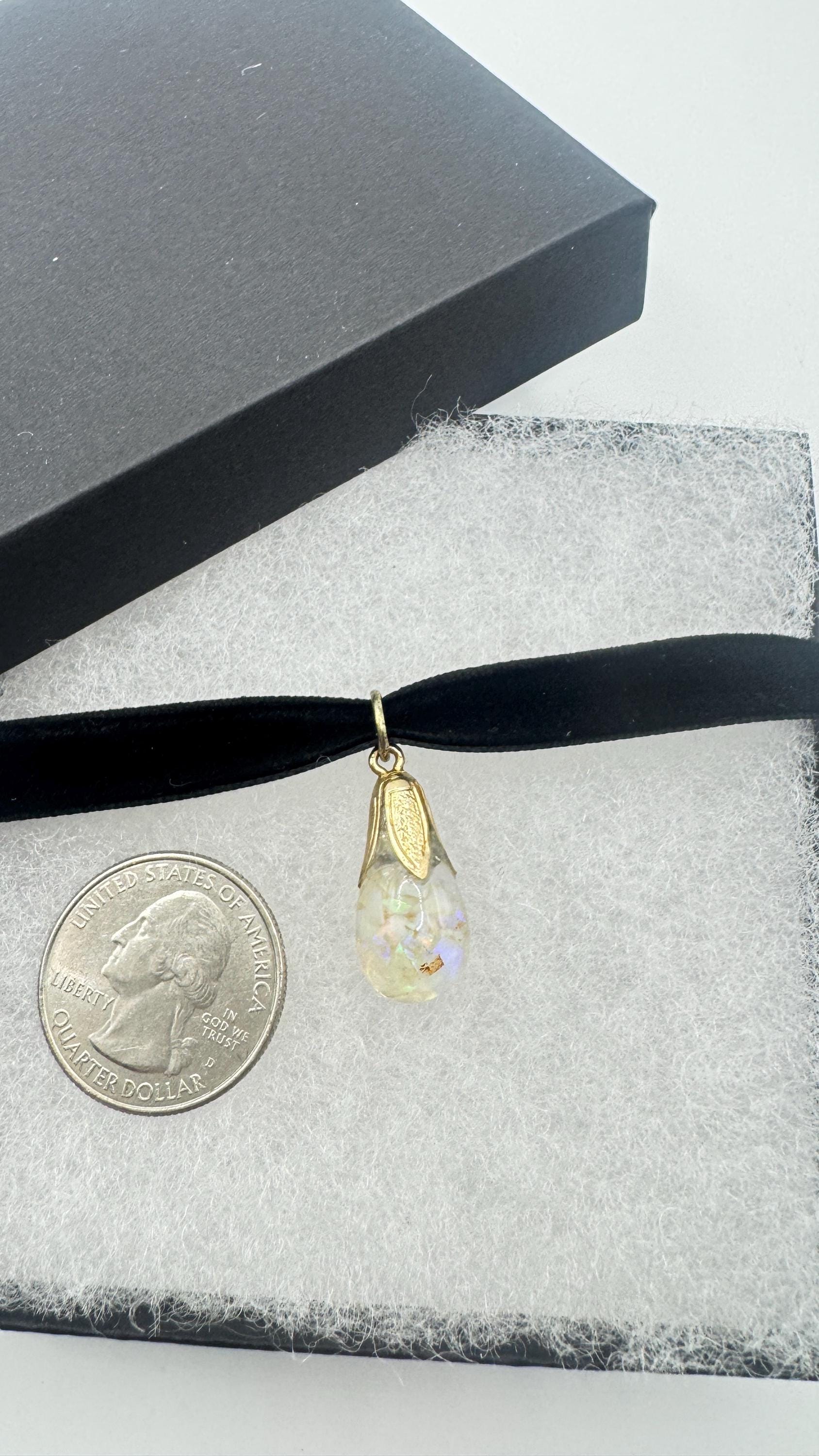 Vintage White Floating Opal Choker Pendant Necklace Black Choker