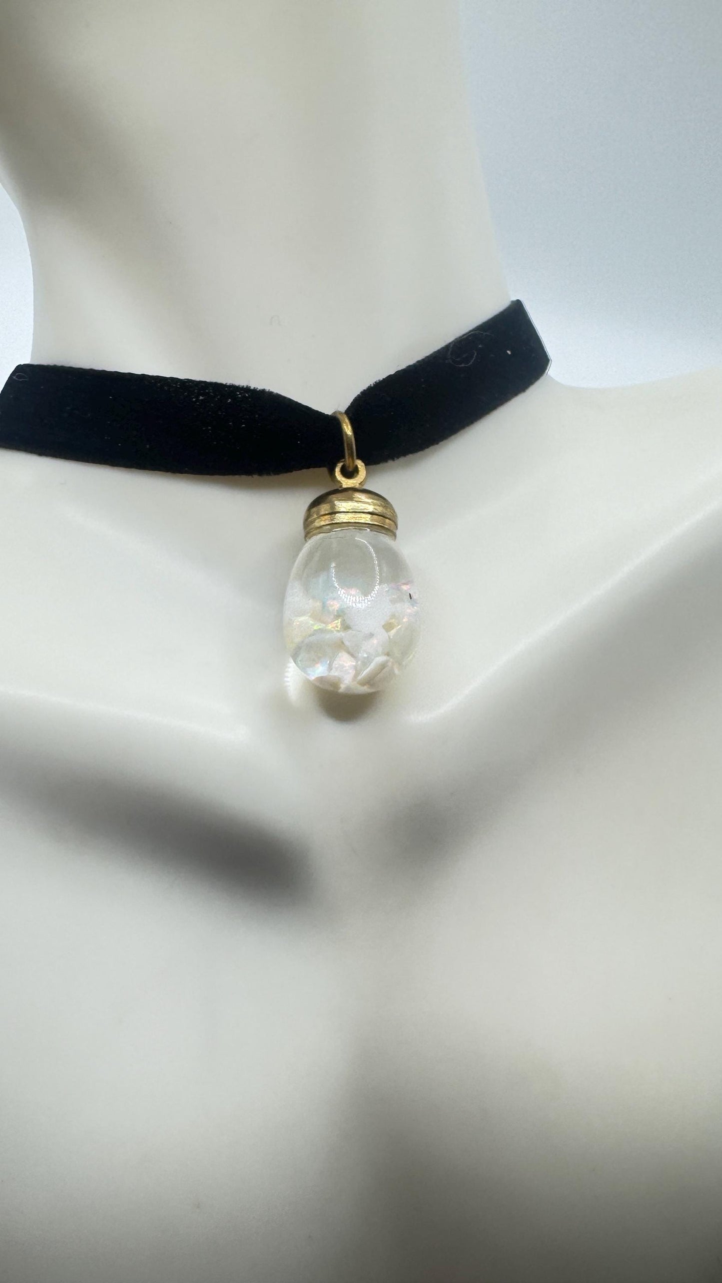 Vintage White Floating Opal Choker Pendant Necklace Black Choker