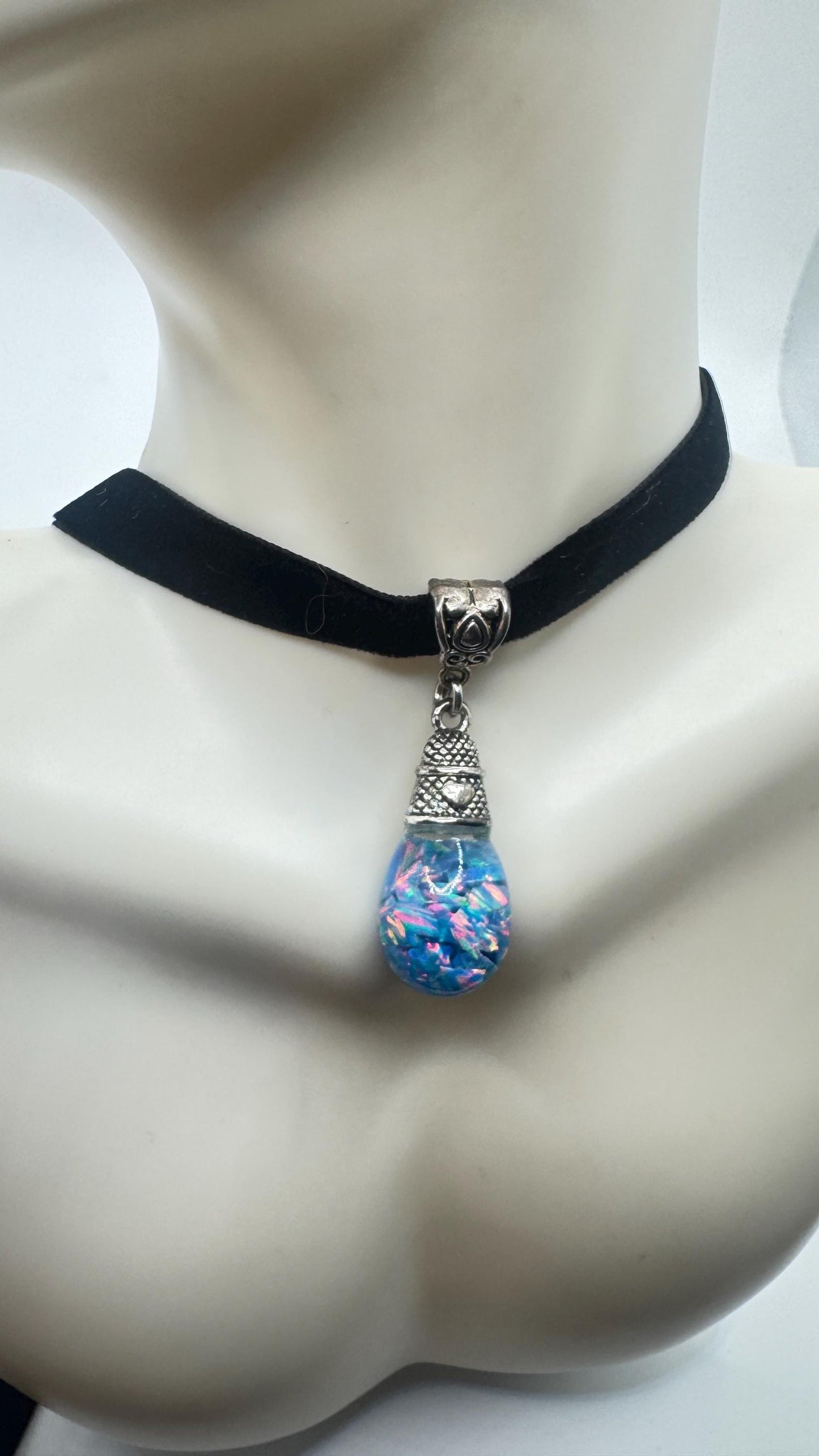 Vintage Blue Floating Opal Choker Pendant Necklace Black Choker