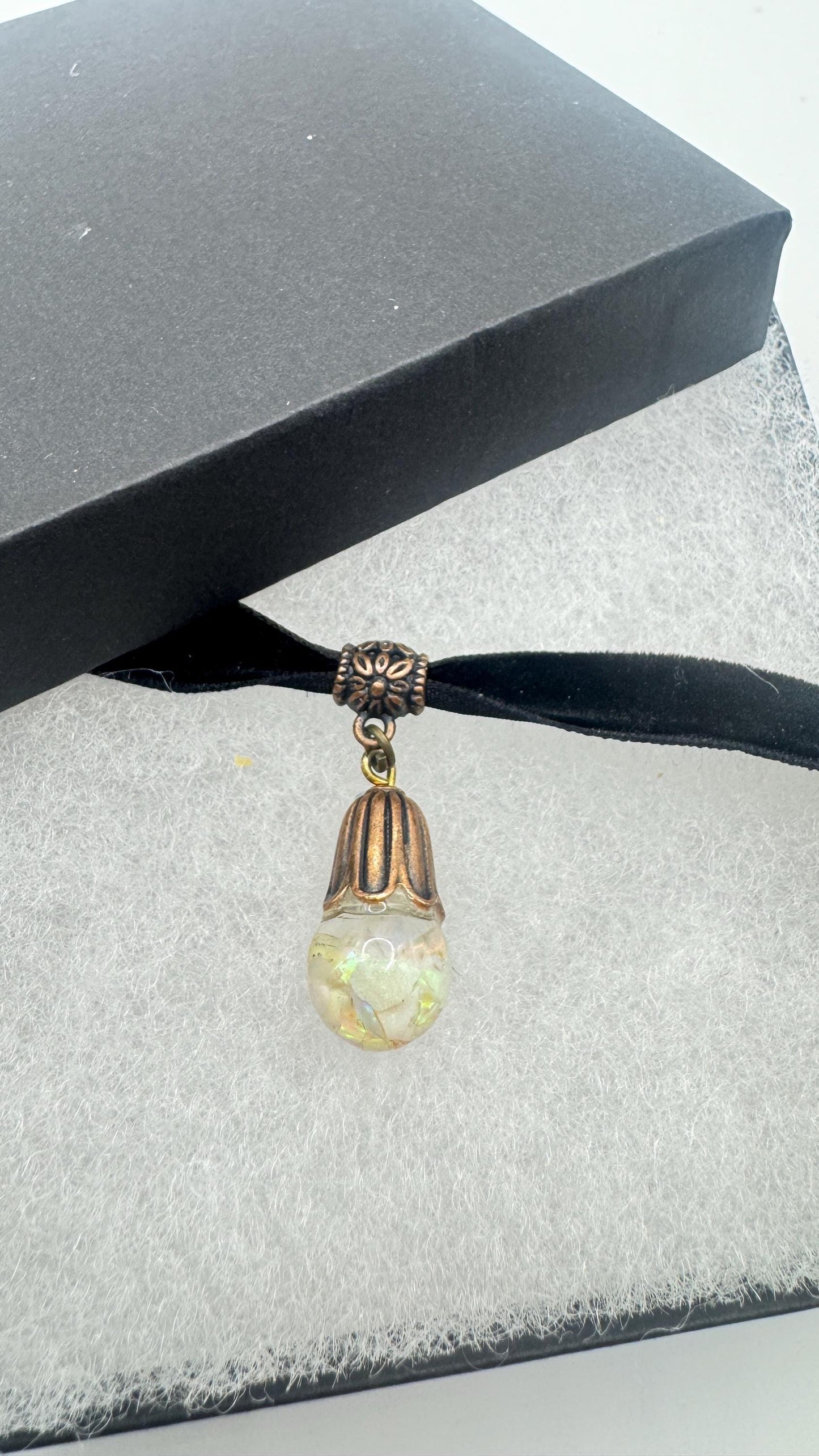 Vintage White Floating Opal Choker Pendant Necklace Black Choker