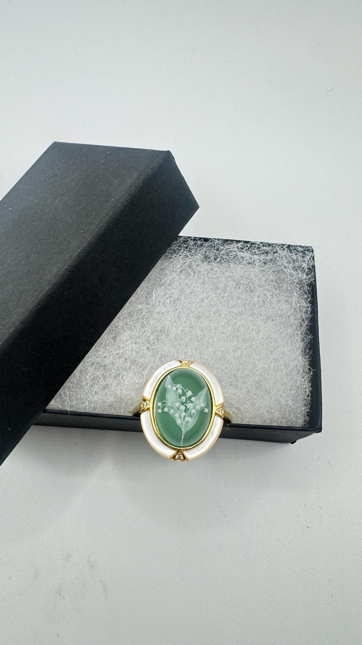 Vintage Lily of the Valley Cameo 925 Sterling Silver Ring